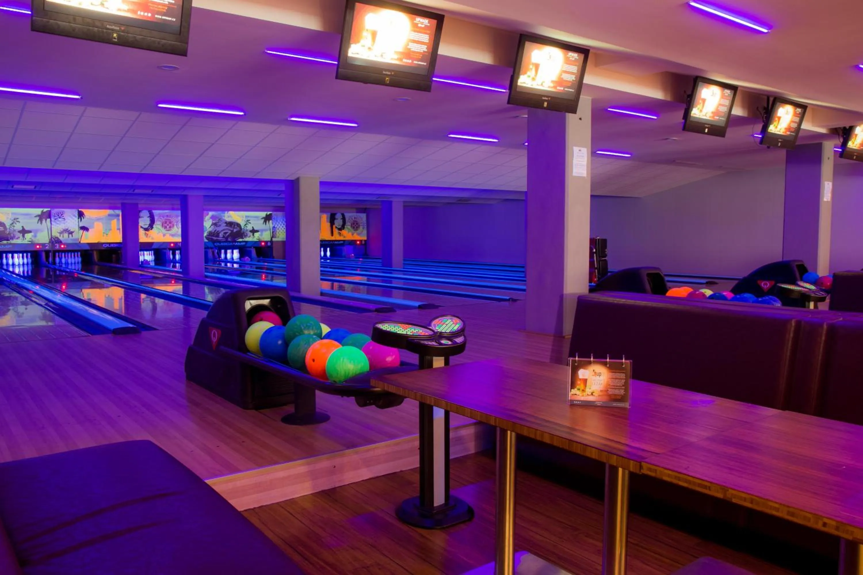 Bowling in Olympland Hotel