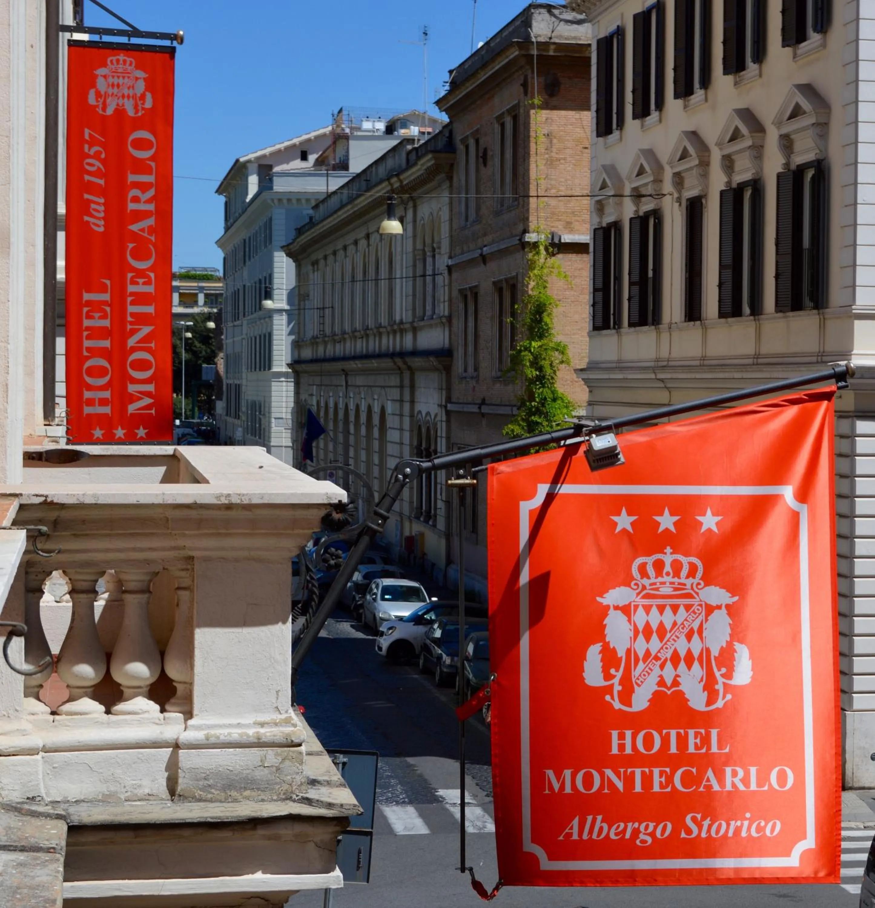 Property logo or sign in Hotel Montecarlo