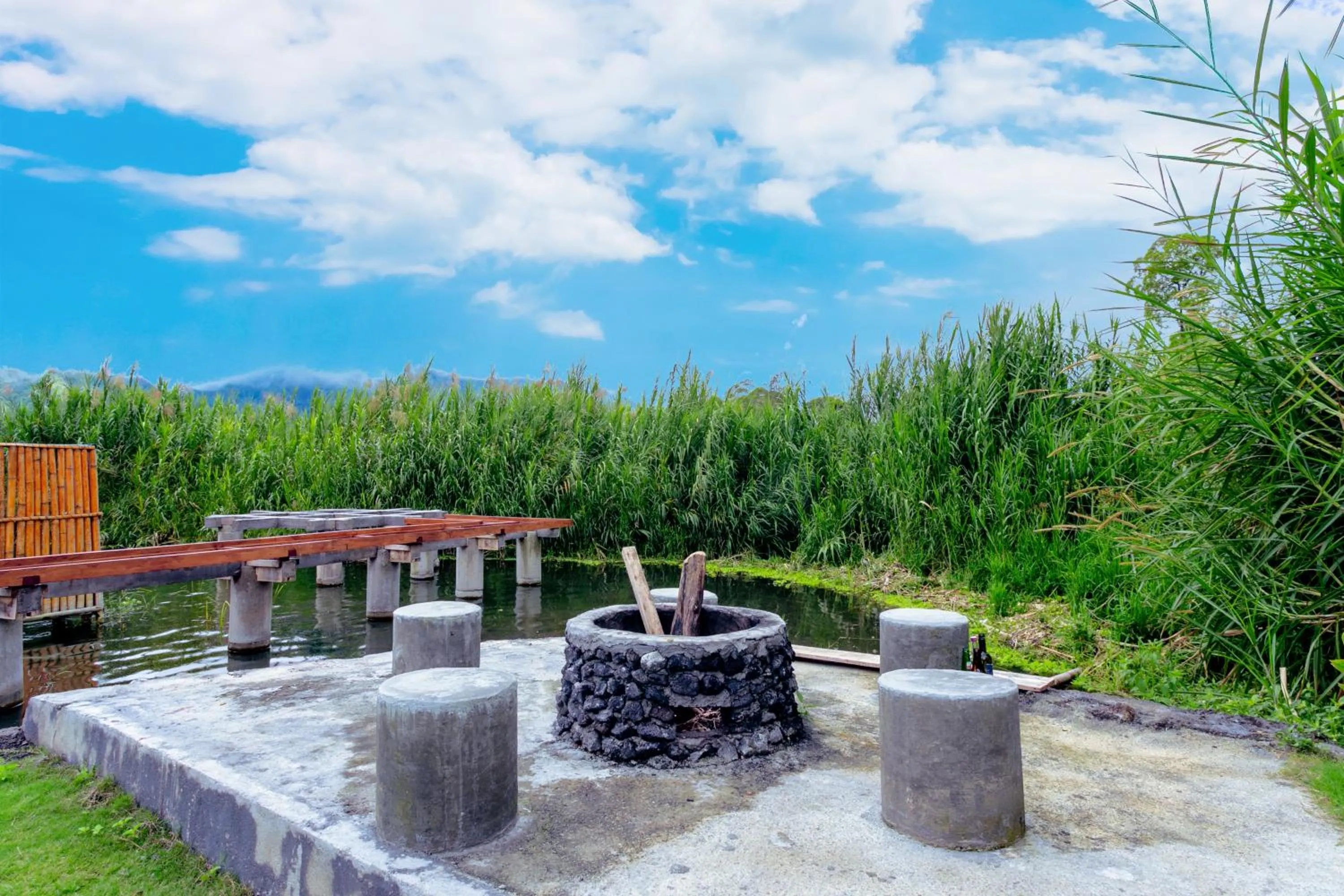 flat iron in Jempana View