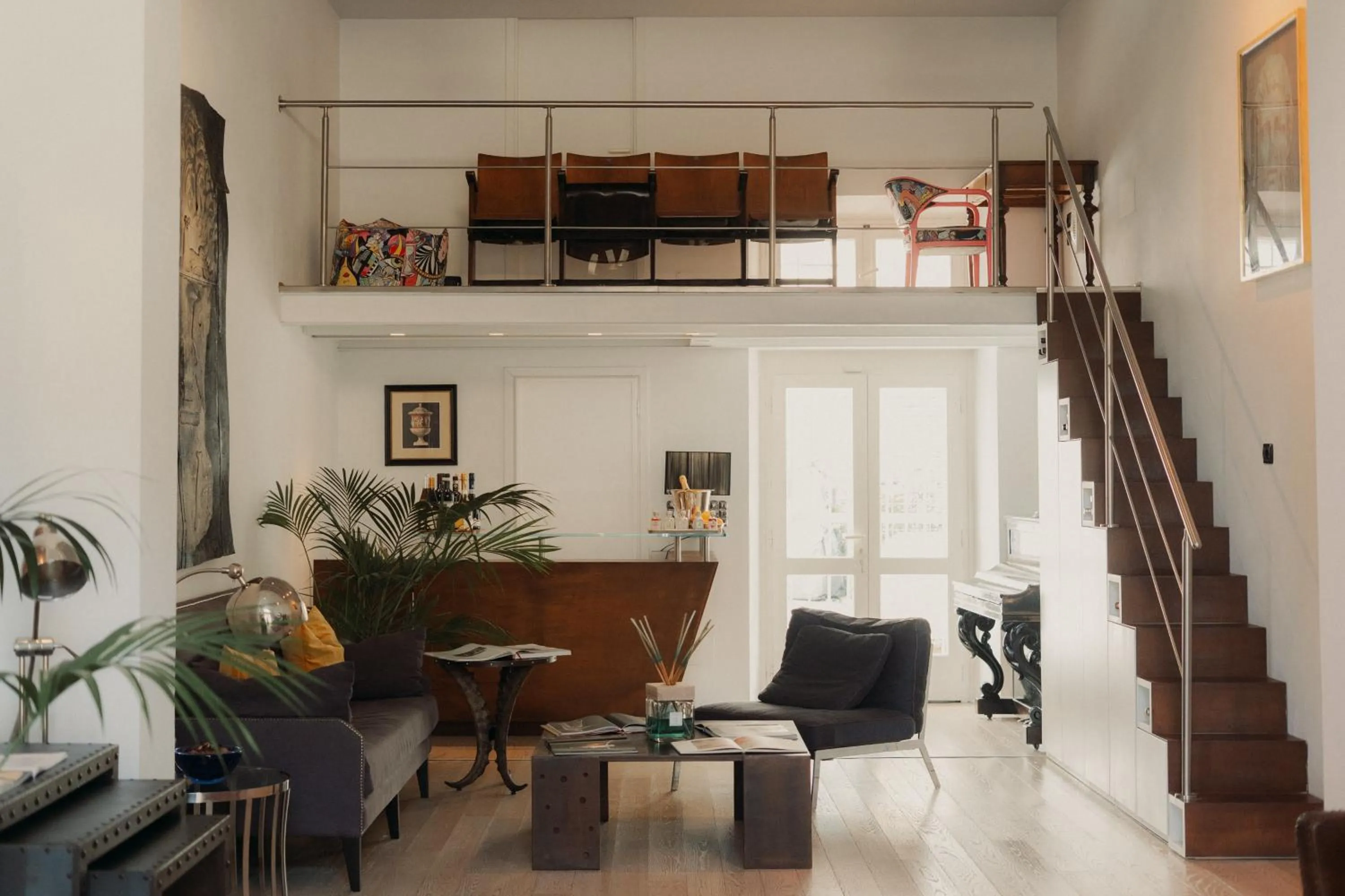 Communal lounge/ TV room in Hotel Palazzo Guiscardo Pietrasanta