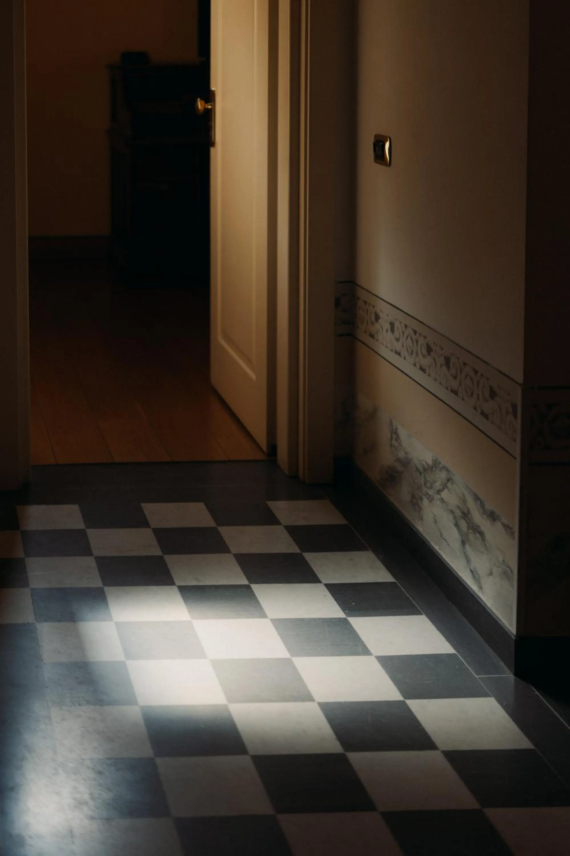 Decorative detail in Hotel Palazzo Guiscardo Pietrasanta