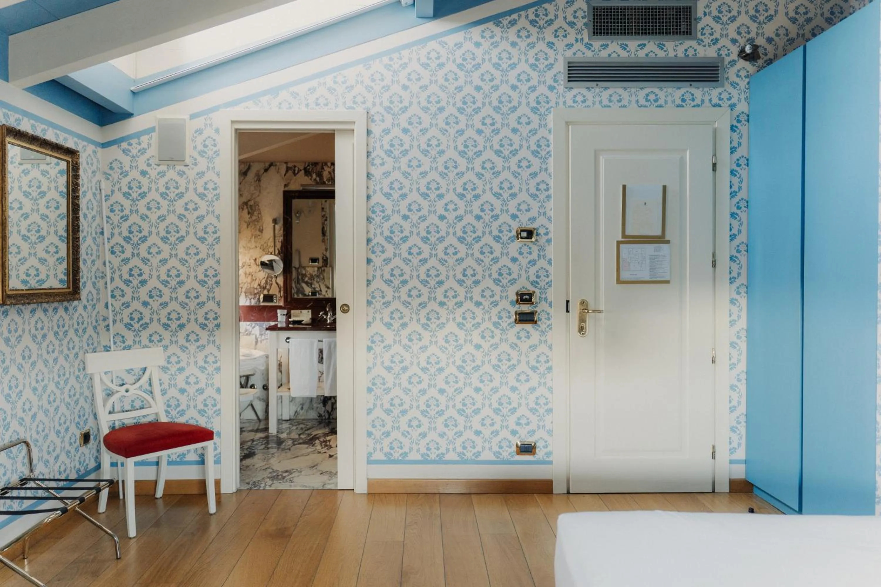 Living room in Hotel Palazzo Guiscardo Pietrasanta