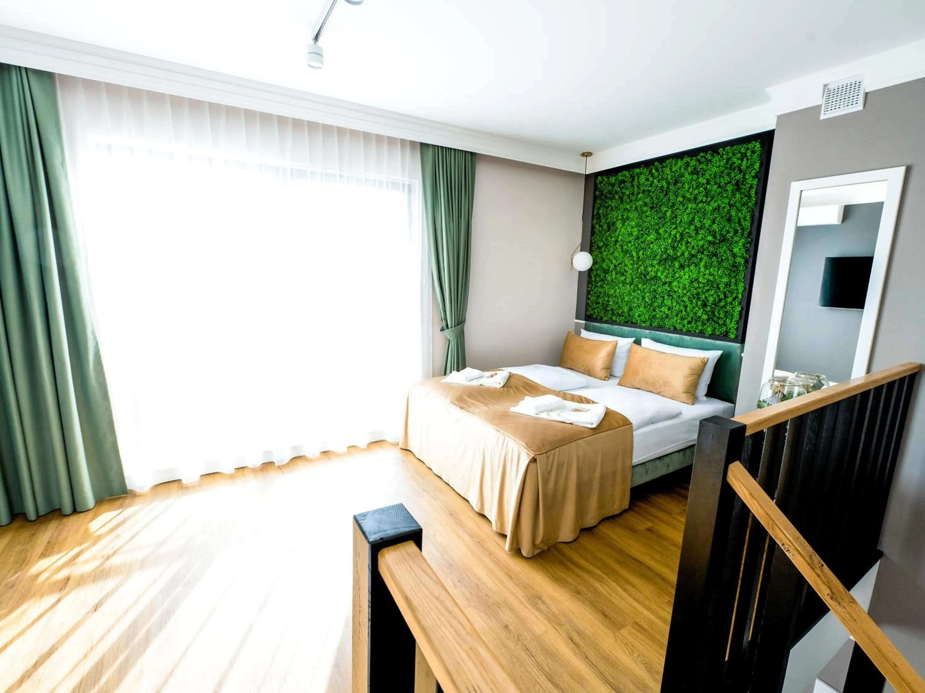 Bed in Aparthotel Green Concrete - ekologiczne apartamenty premium ze strefą Wellness