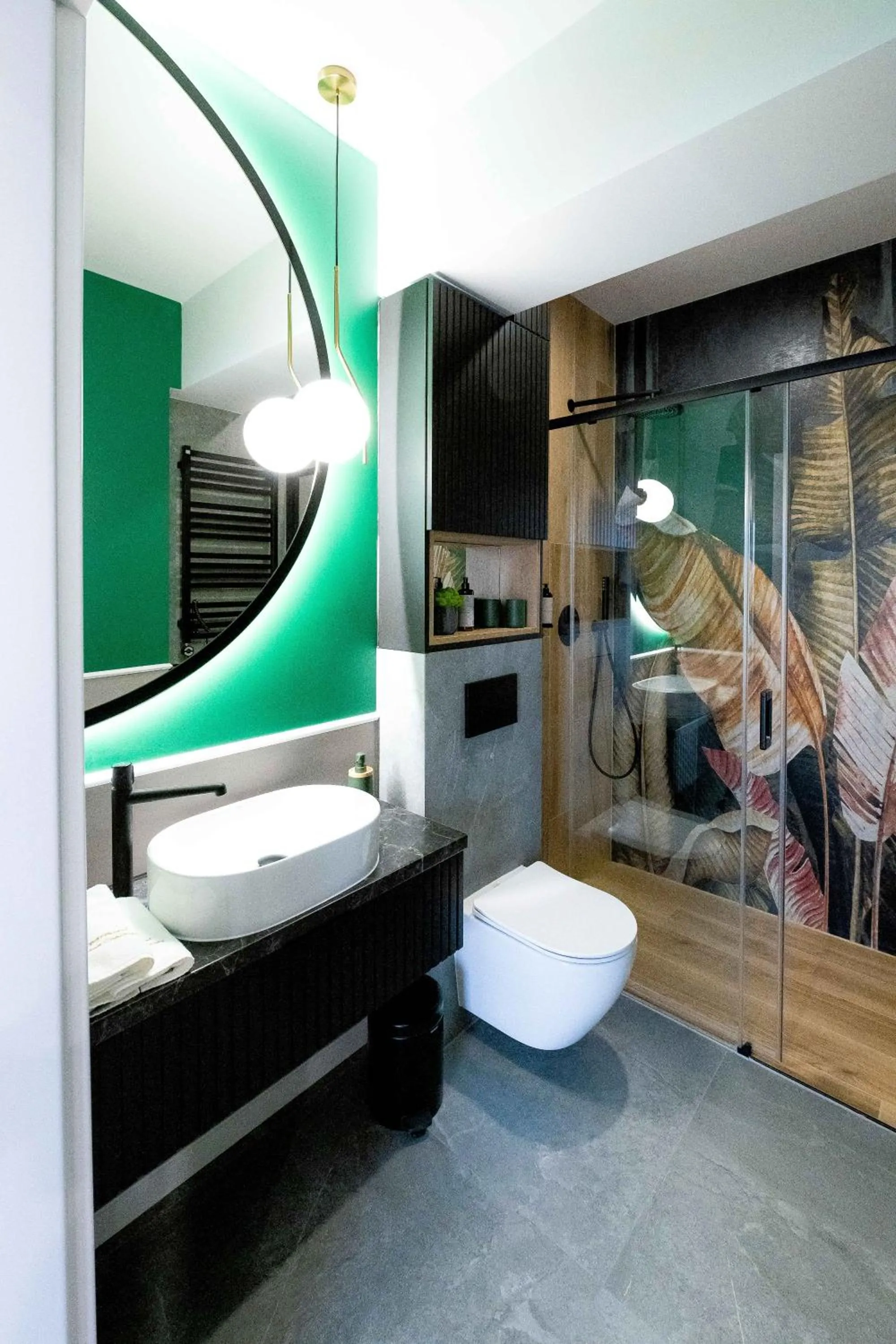 Shower in Aparthotel Green Concrete - ekologiczne apartamenty premium ze strefą Wellness