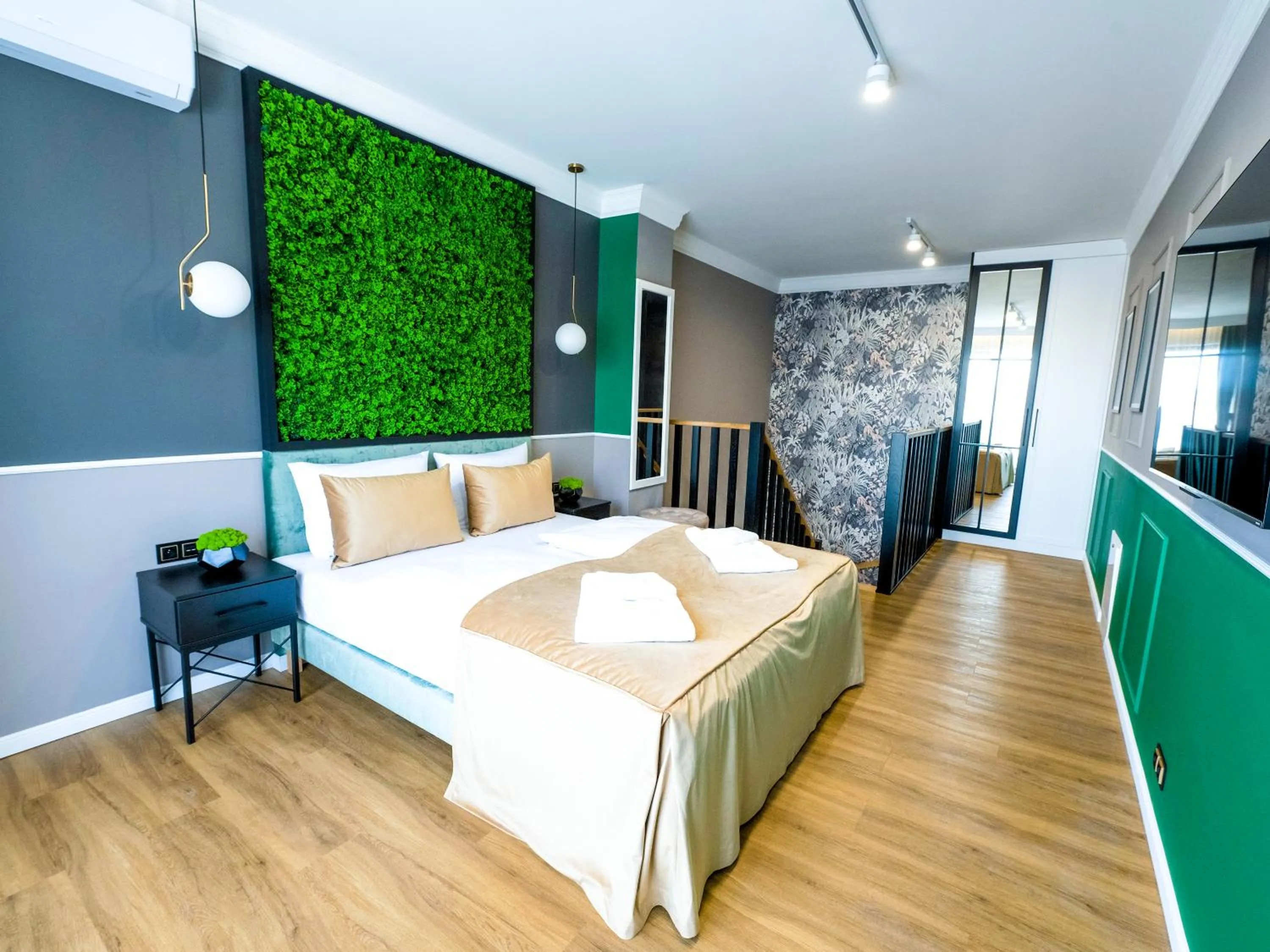 Bed in Aparthotel Green Concrete - ekologiczne apartamenty premium ze strefą Wellness