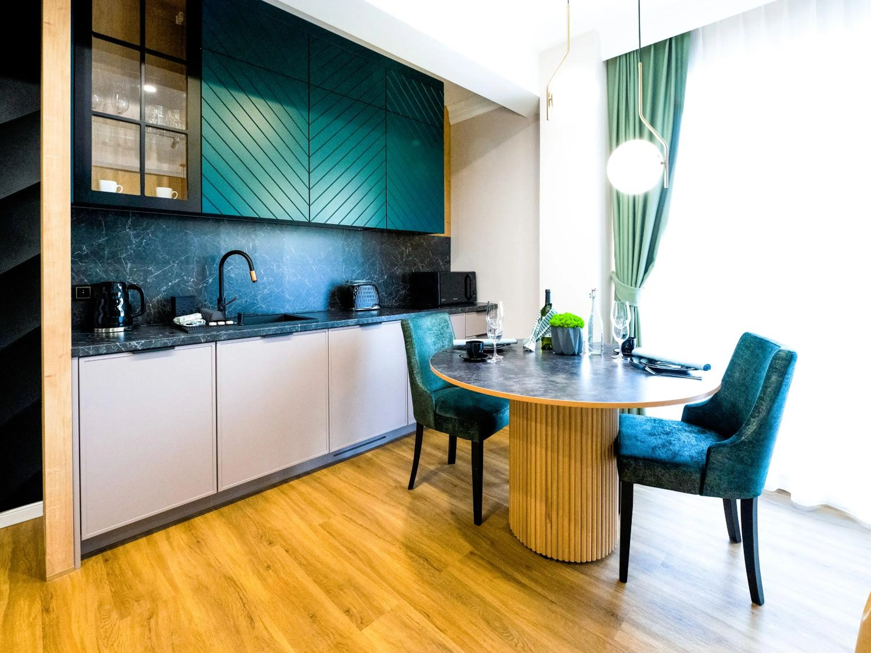 Coffee/tea facilities in Aparthotel Green Concrete - ekologiczne apartamenty premium ze strefą Wellness