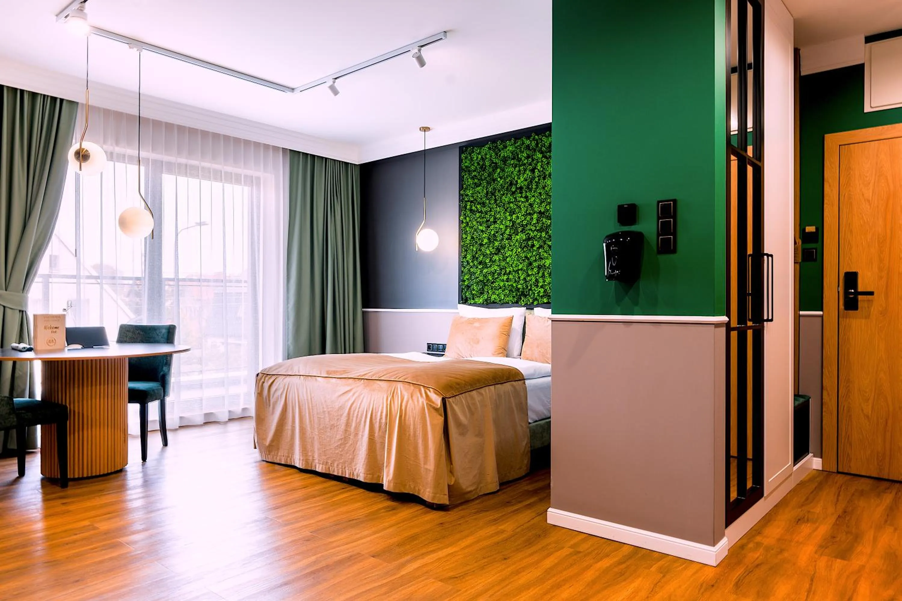 Photo of the whole room, Bed in Aparthotel Green Concrete - ekologiczne apartamenty premium ze strefą Wellness