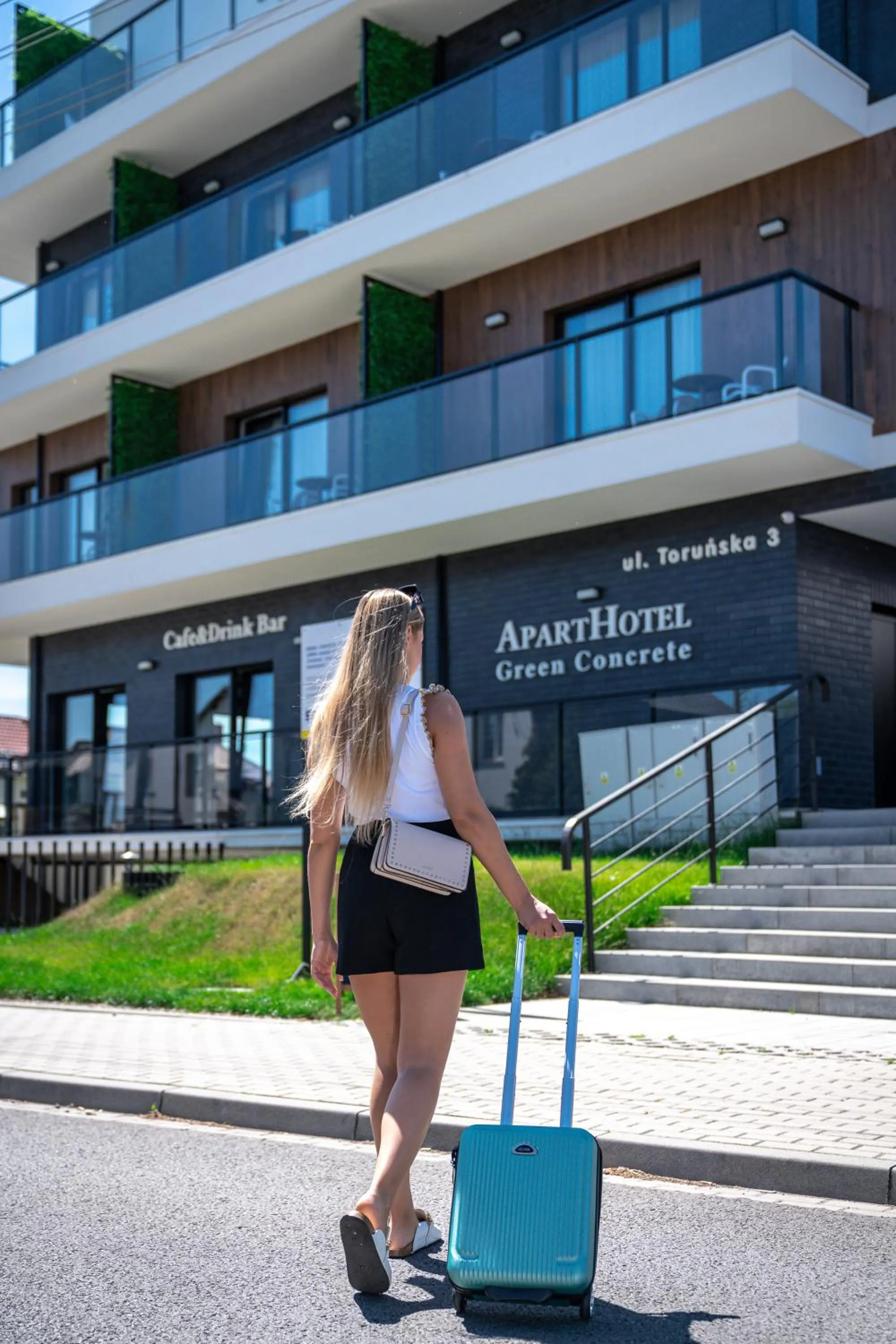 Property building in Aparthotel Green Concrete - ekologiczne apartamenty premium ze strefą Wellness