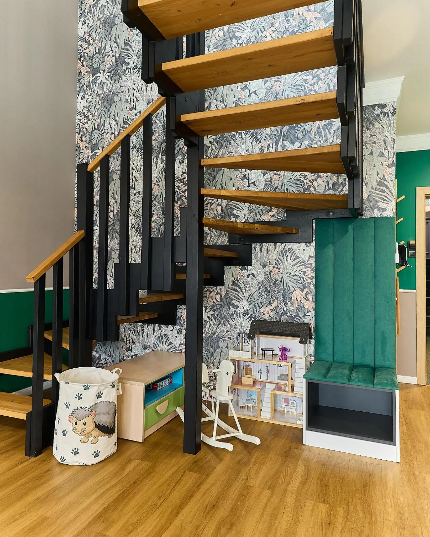 children in Aparthotel Green Concrete