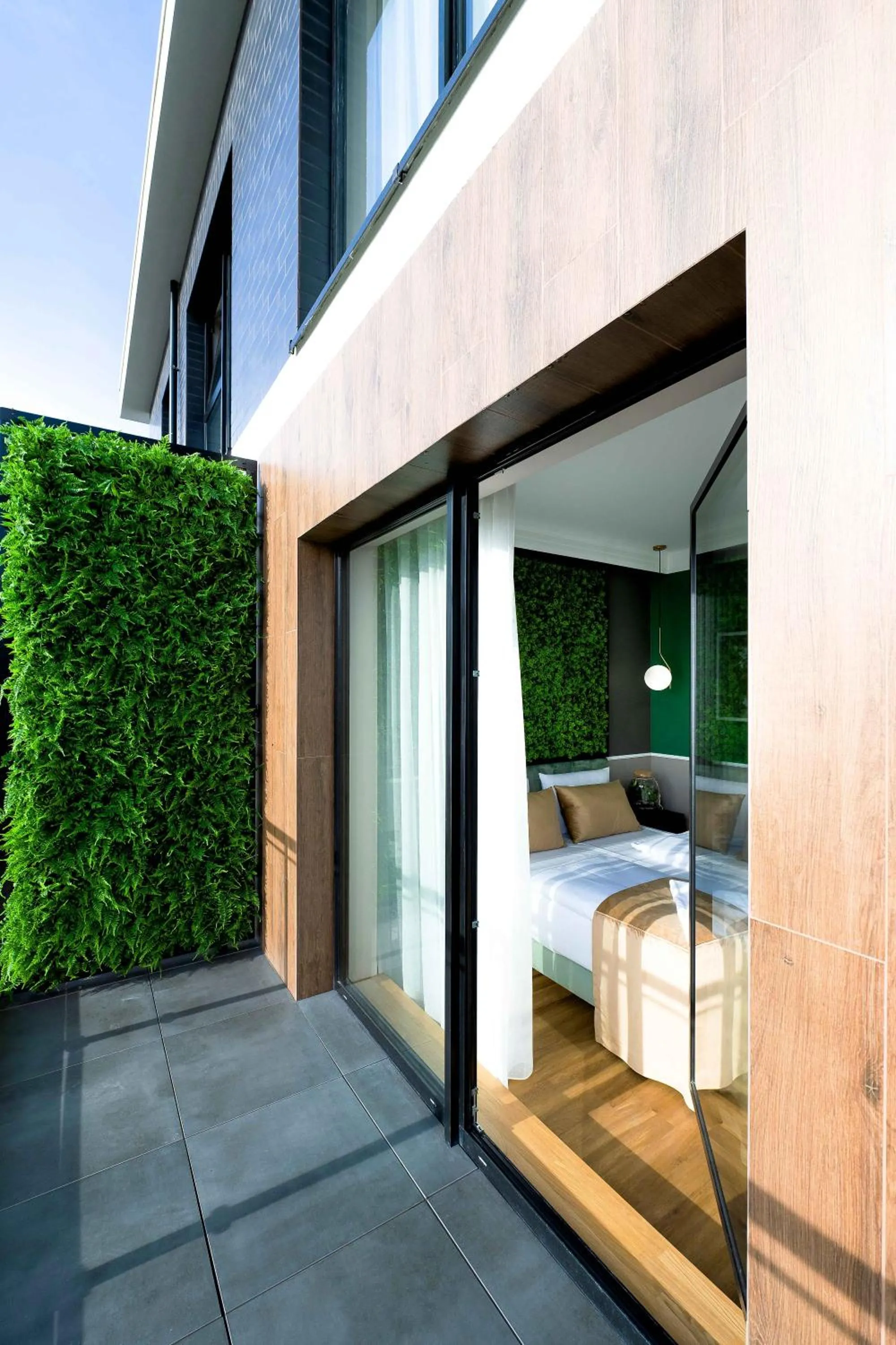 Property building in Aparthotel Green Concrete - ekologiczne apartamenty premium ze strefą Wellness