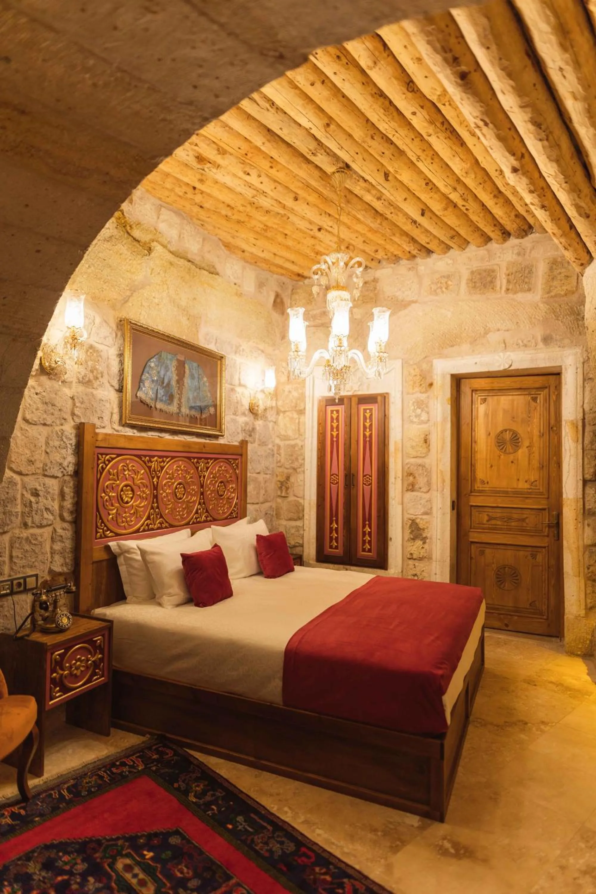 Bed in Solo Cave Suites
