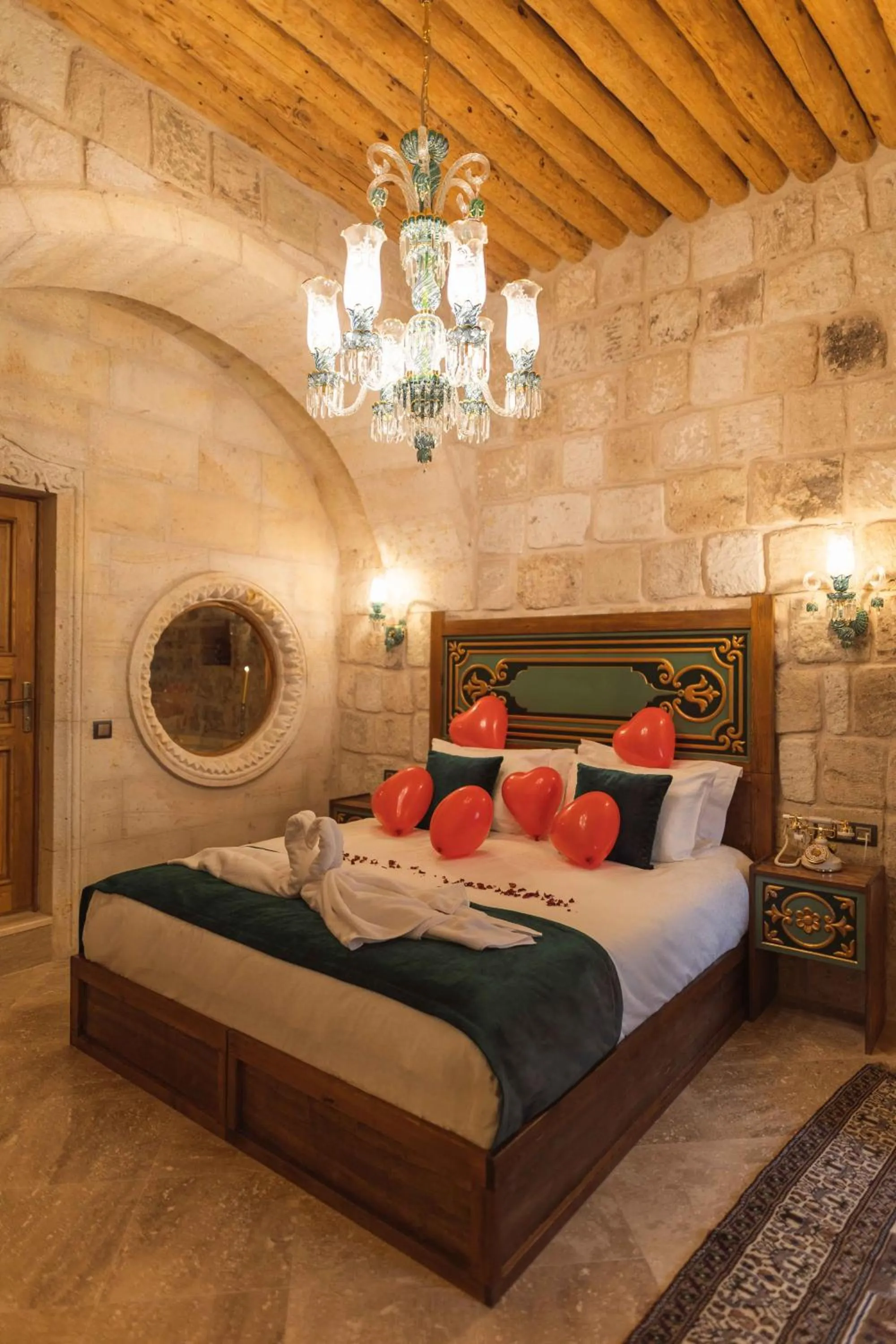 Bed in Solo Cave Suites