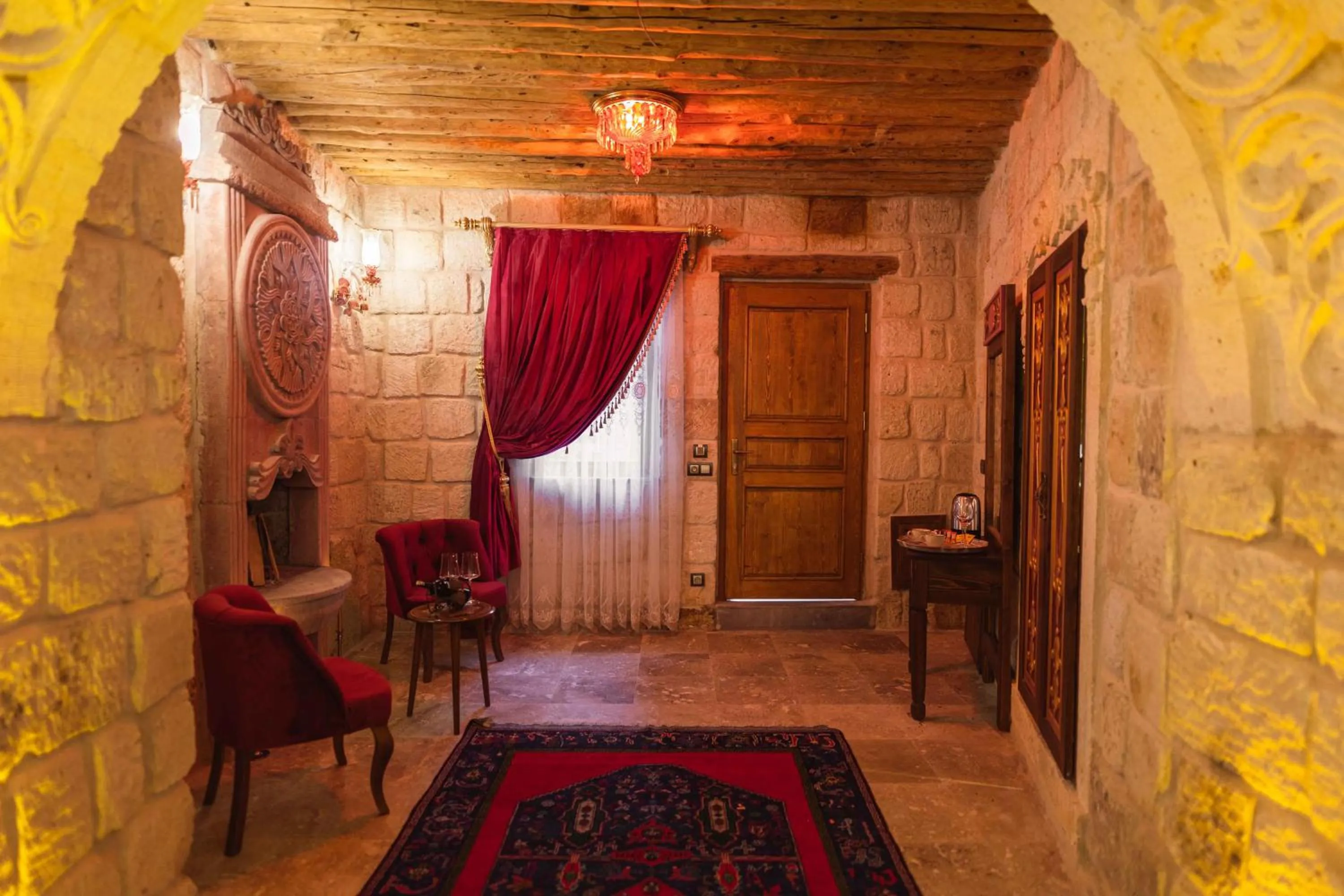 Seating area in Solo Cave Suites