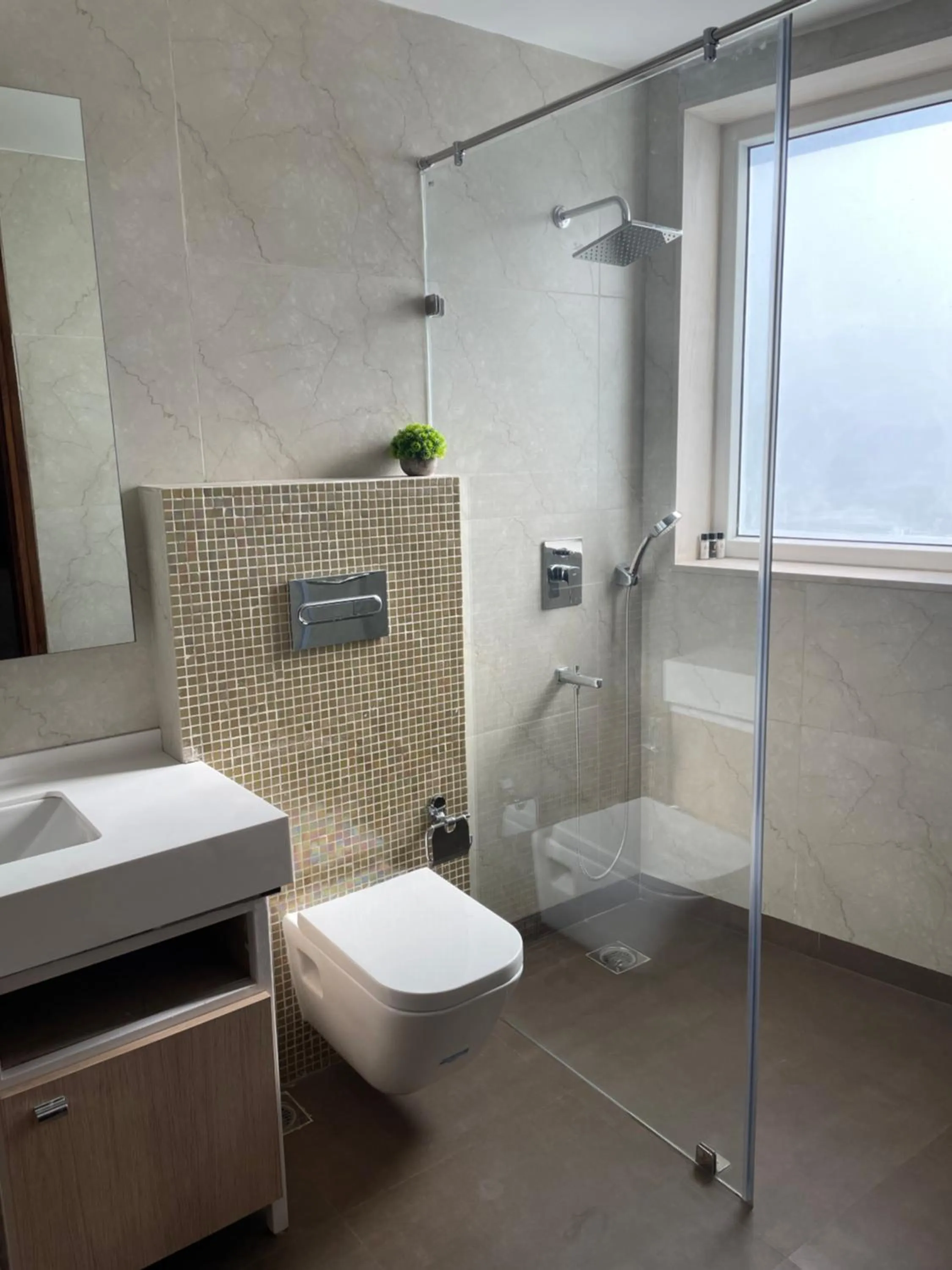 Shower in The Woodbury