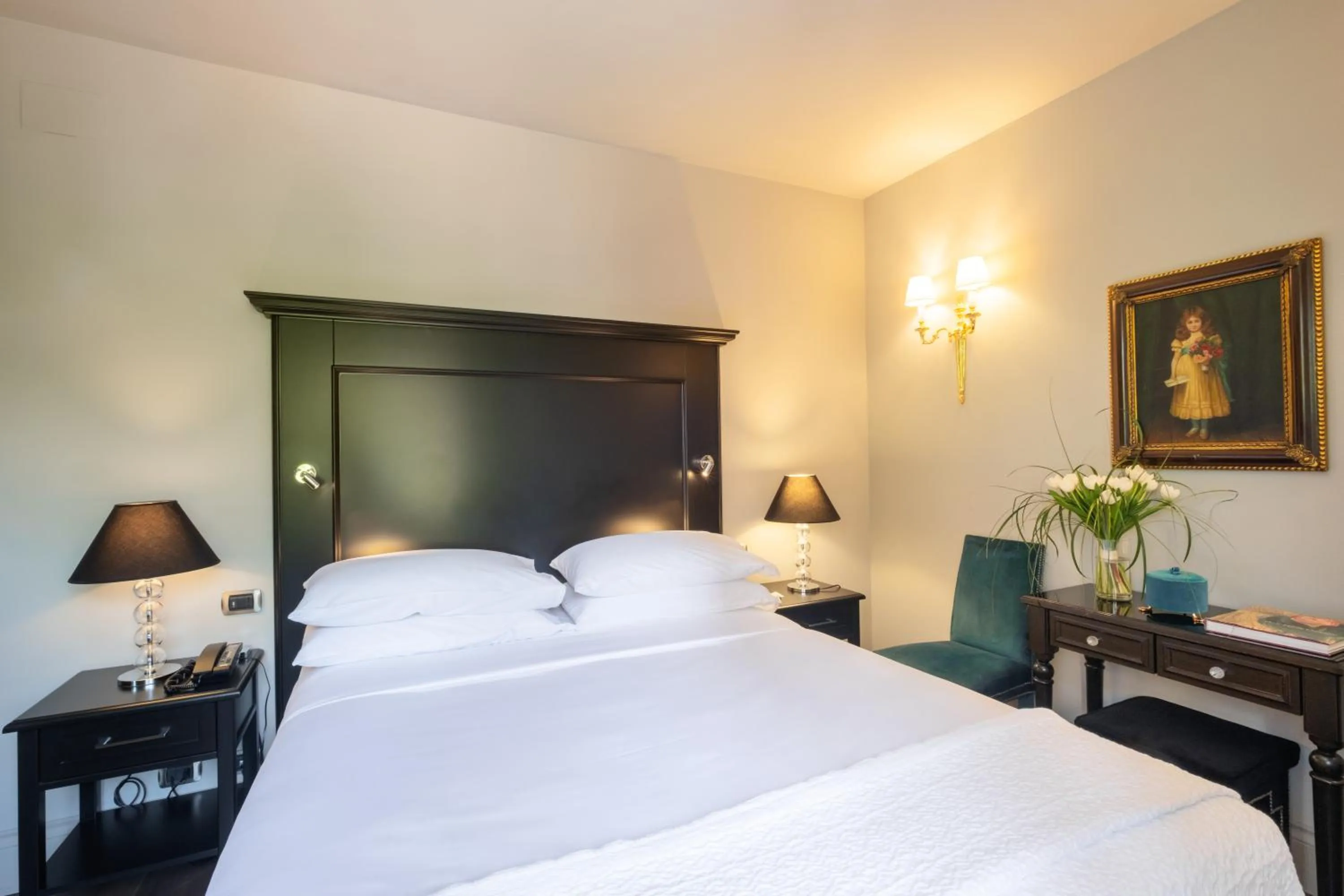 Bedroom, Bed in Hotel Vannucci