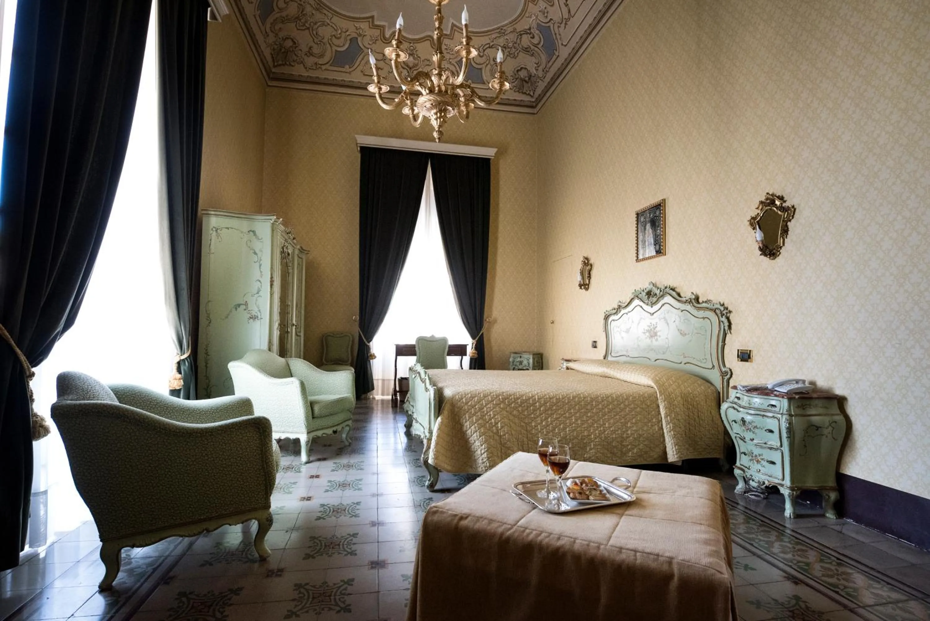 Photo of the whole room, Room Photo in Palazzo Failla Hotel