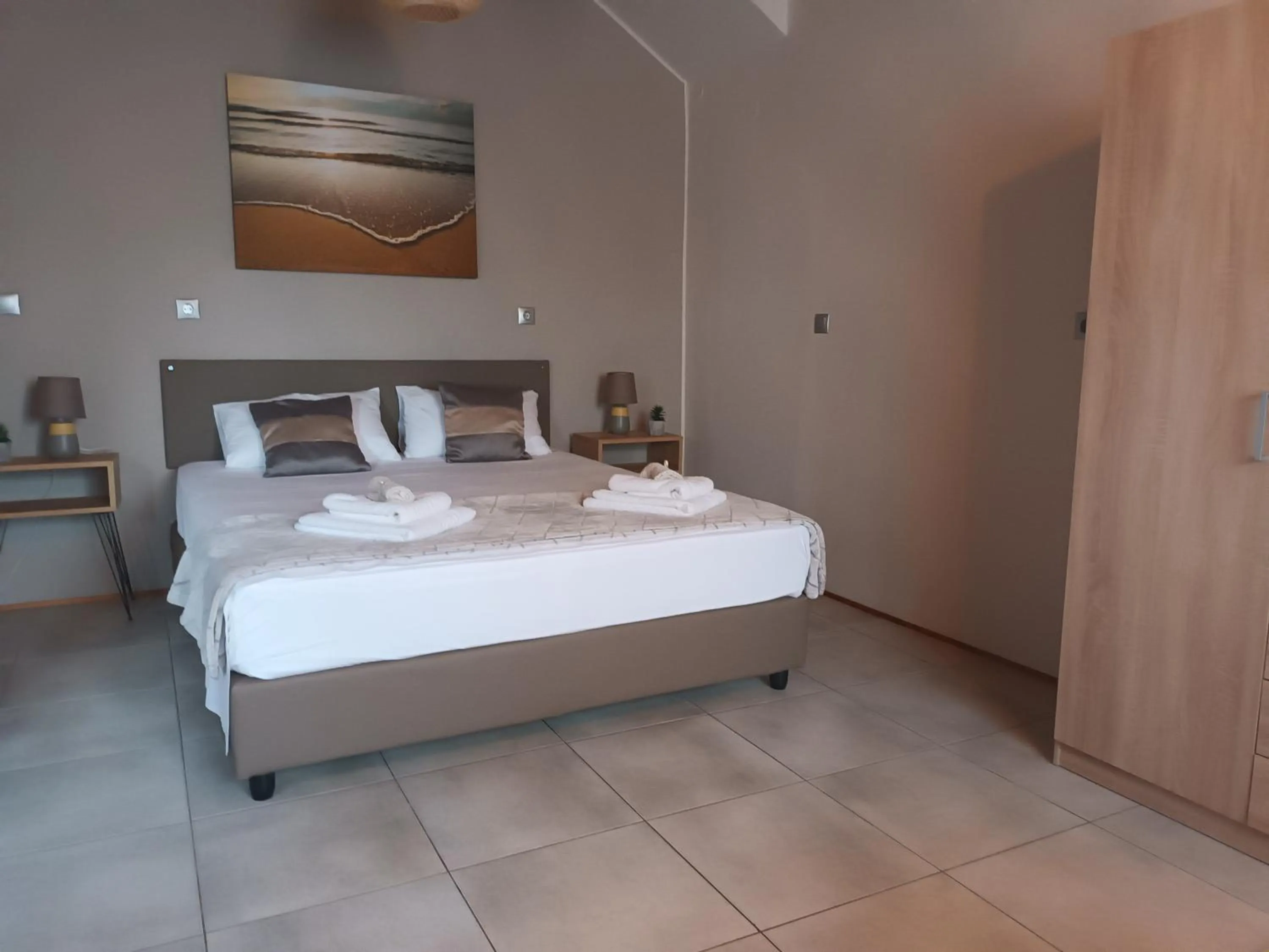 Bed in Secret Garden Hotel