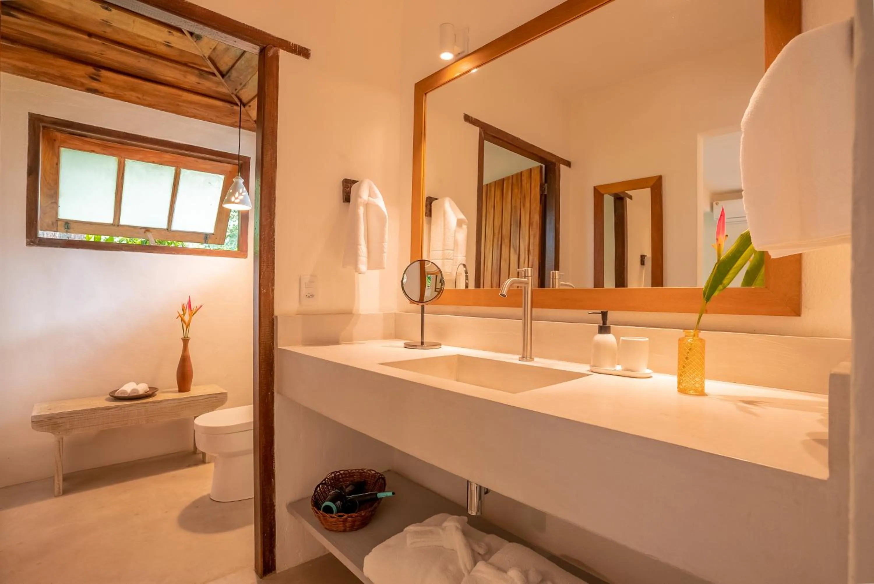 Bathroom in DA GRAÇA HOTEL