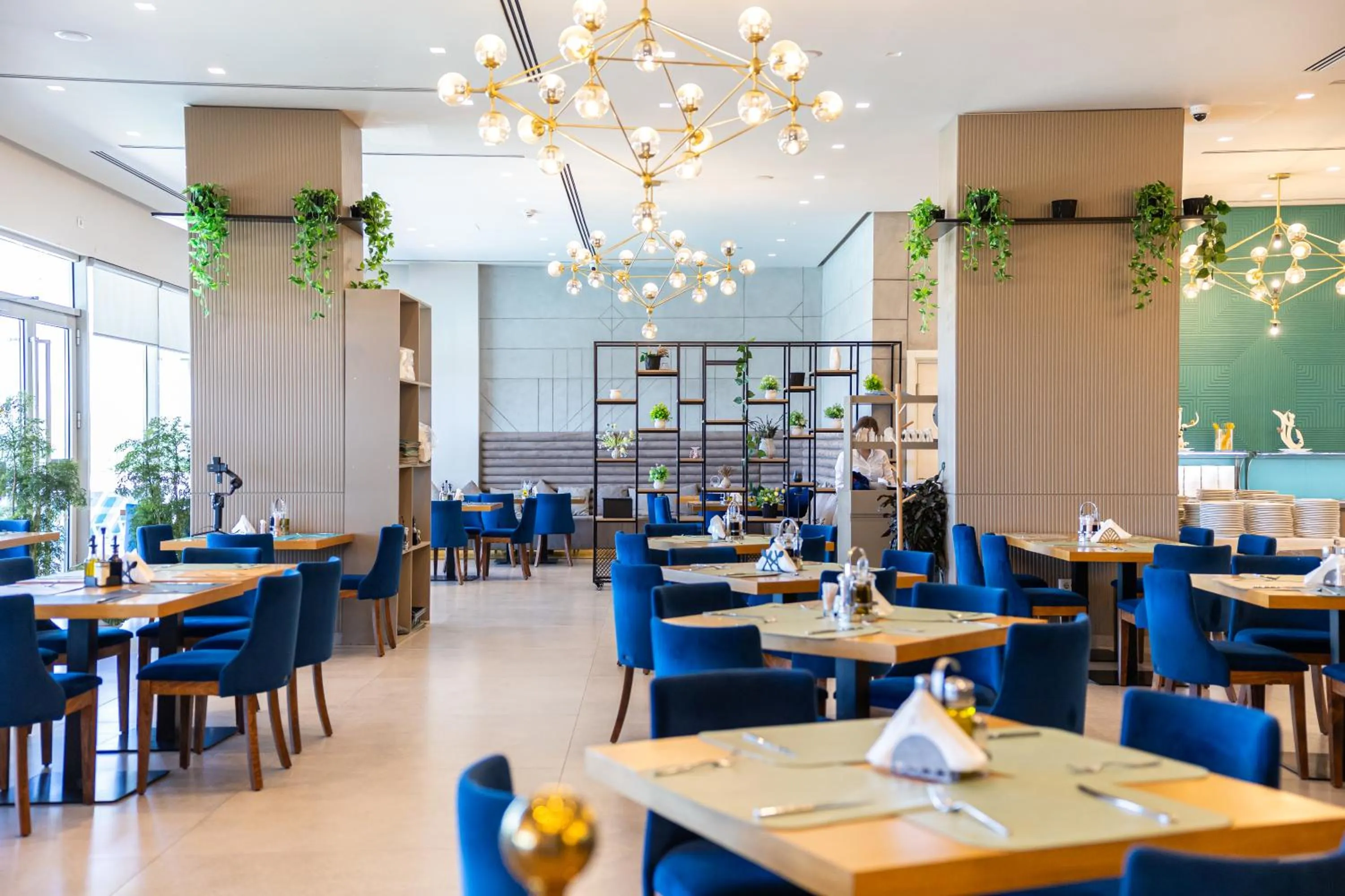 Restaurant/places to eat in AMR Hotel - Durres