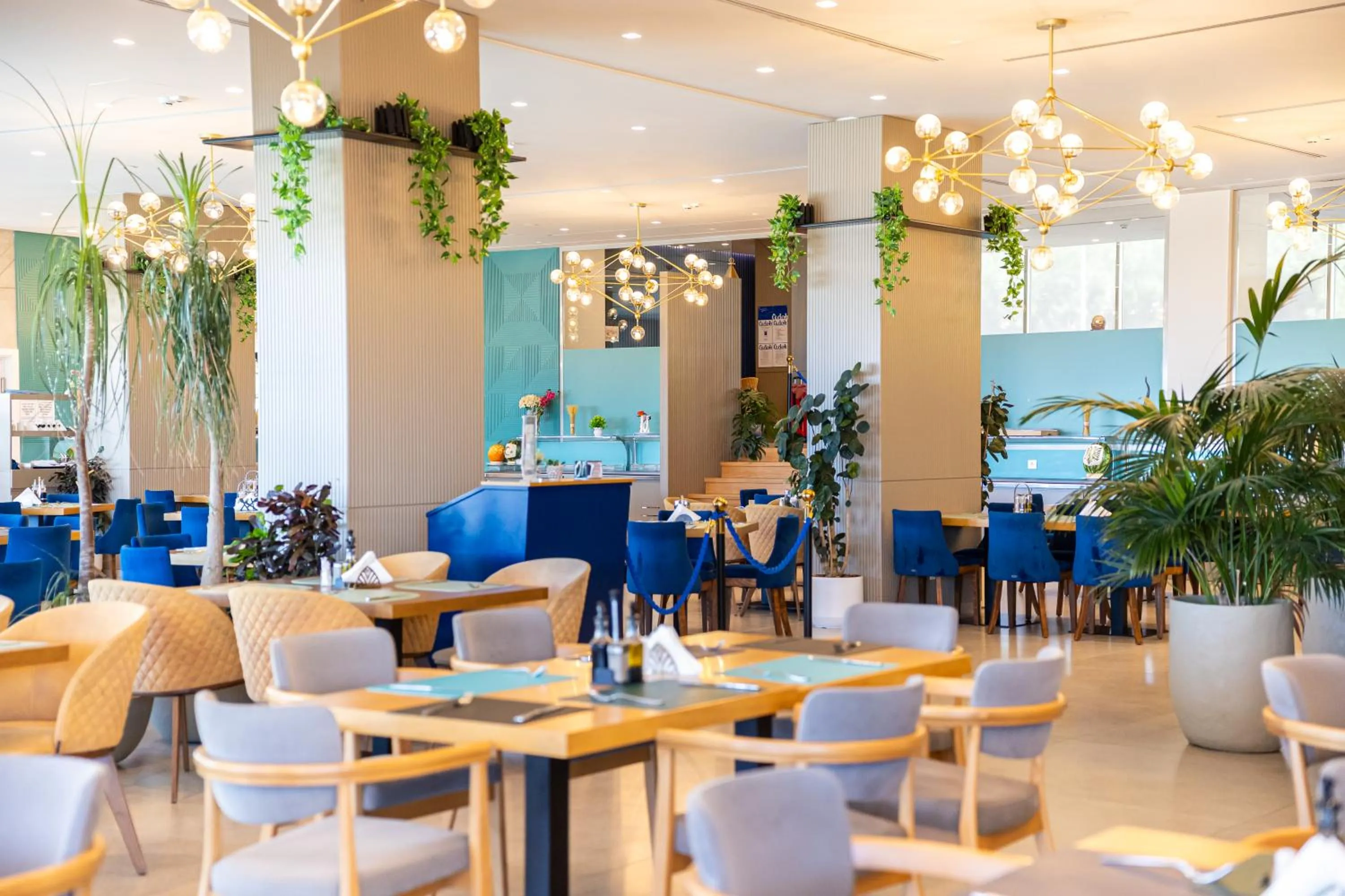 Restaurant/places to eat in AMR Hotel - Durres