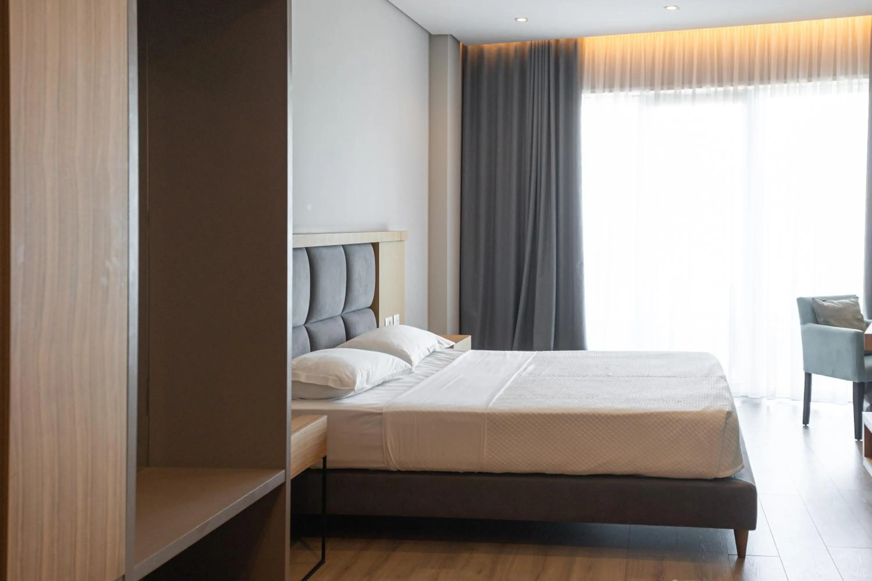 Bedroom, Bed in AMR Hotel - Durres