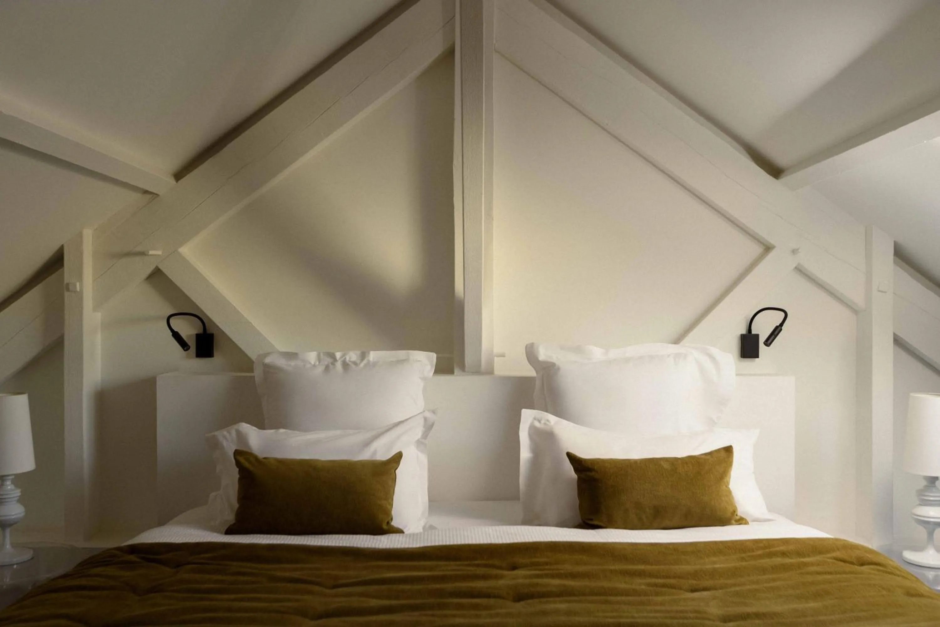 Bedroom, Bed in Markus