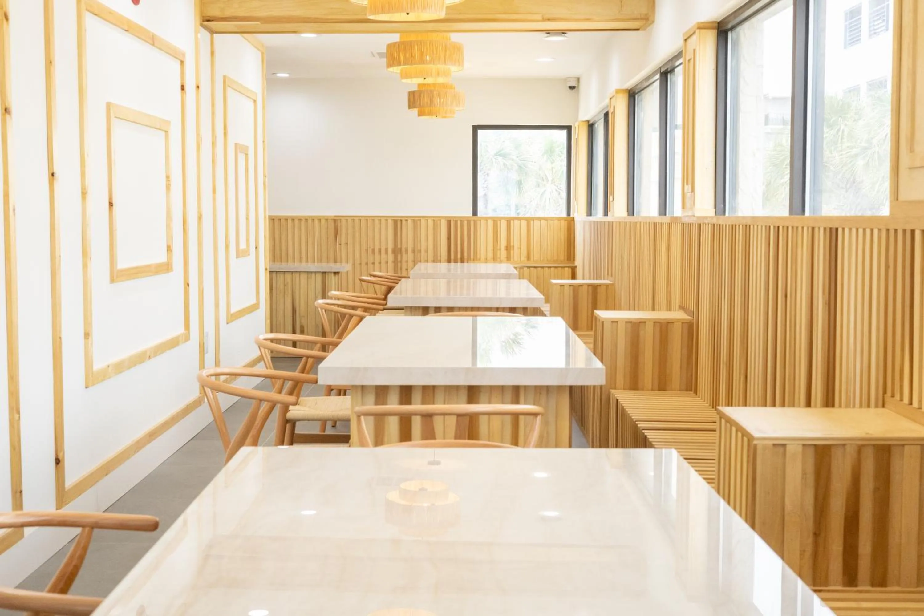 Restaurant/places to eat in Grande Beach Resort