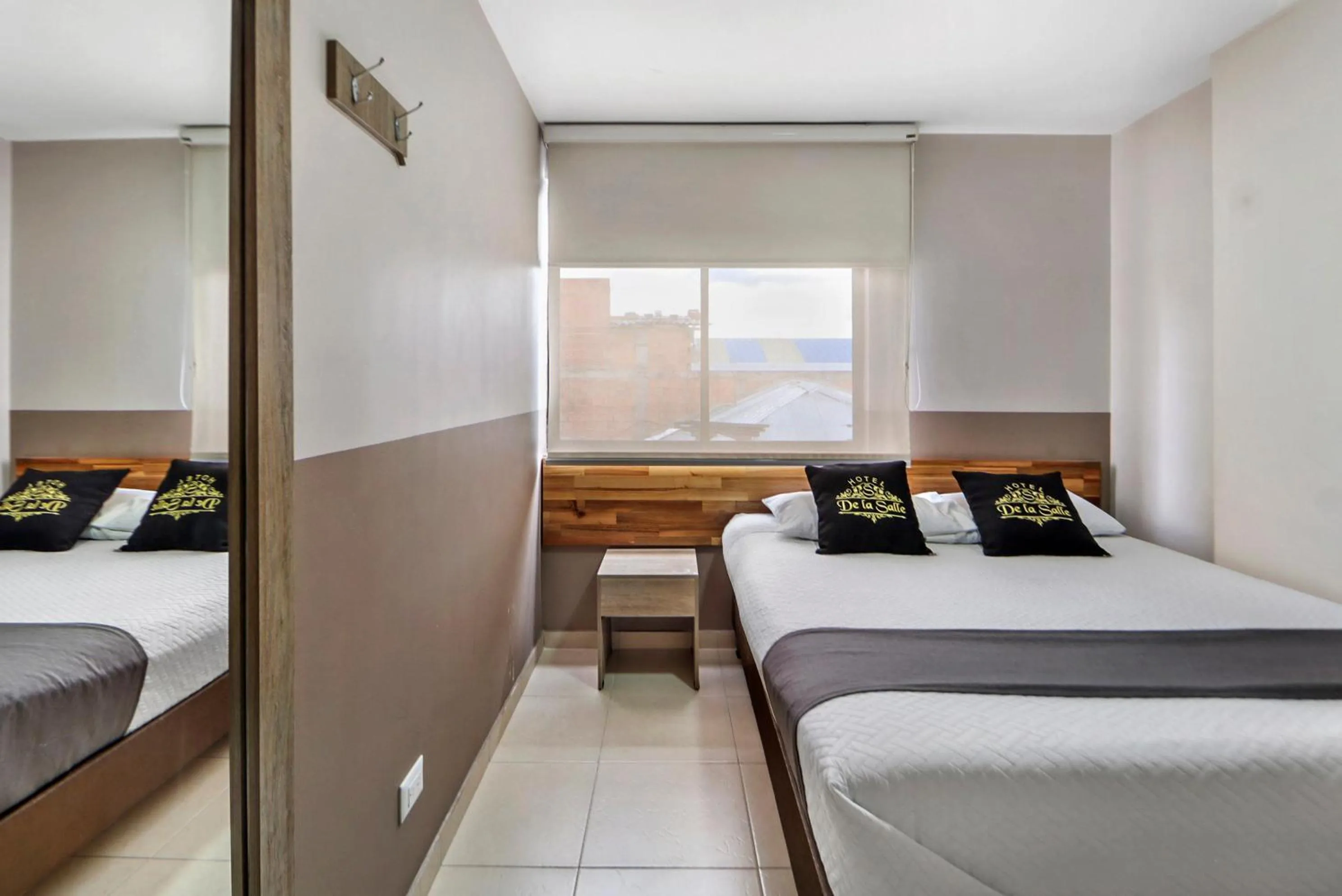 Bed in Hotel de la Salle