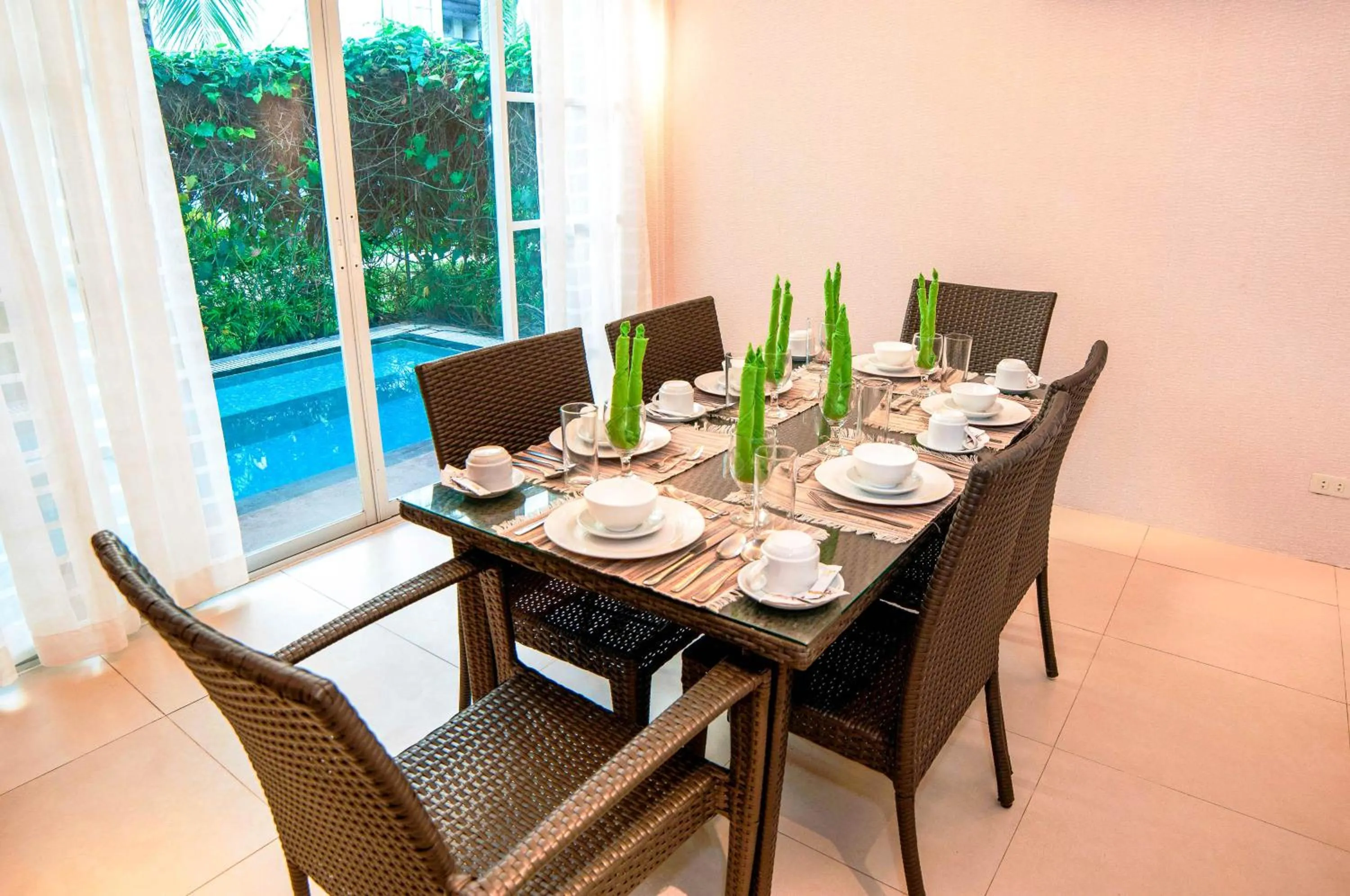 Dining area in Aziza Paradise Hotel