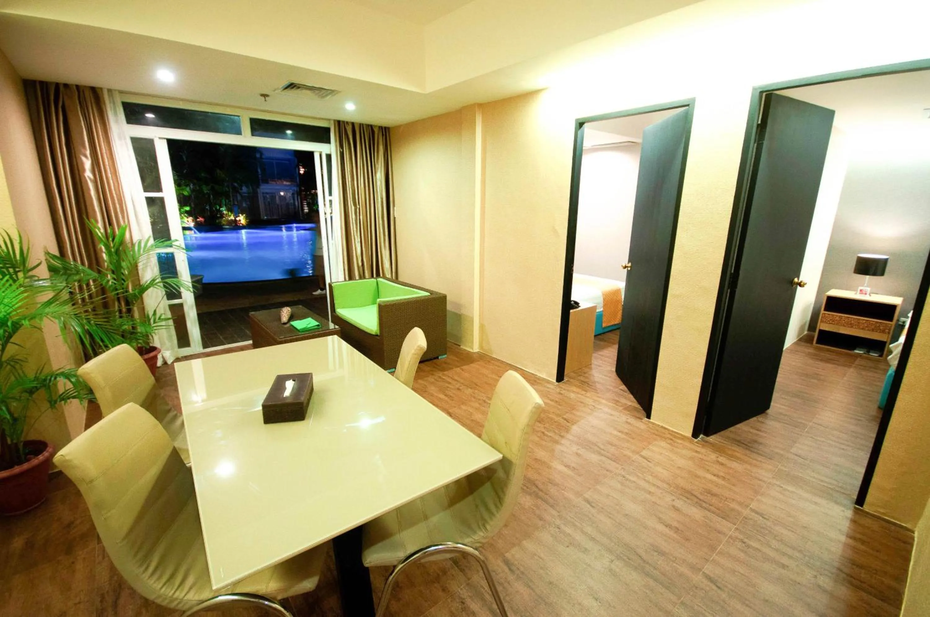 Living room in Aziza Paradise Hotel