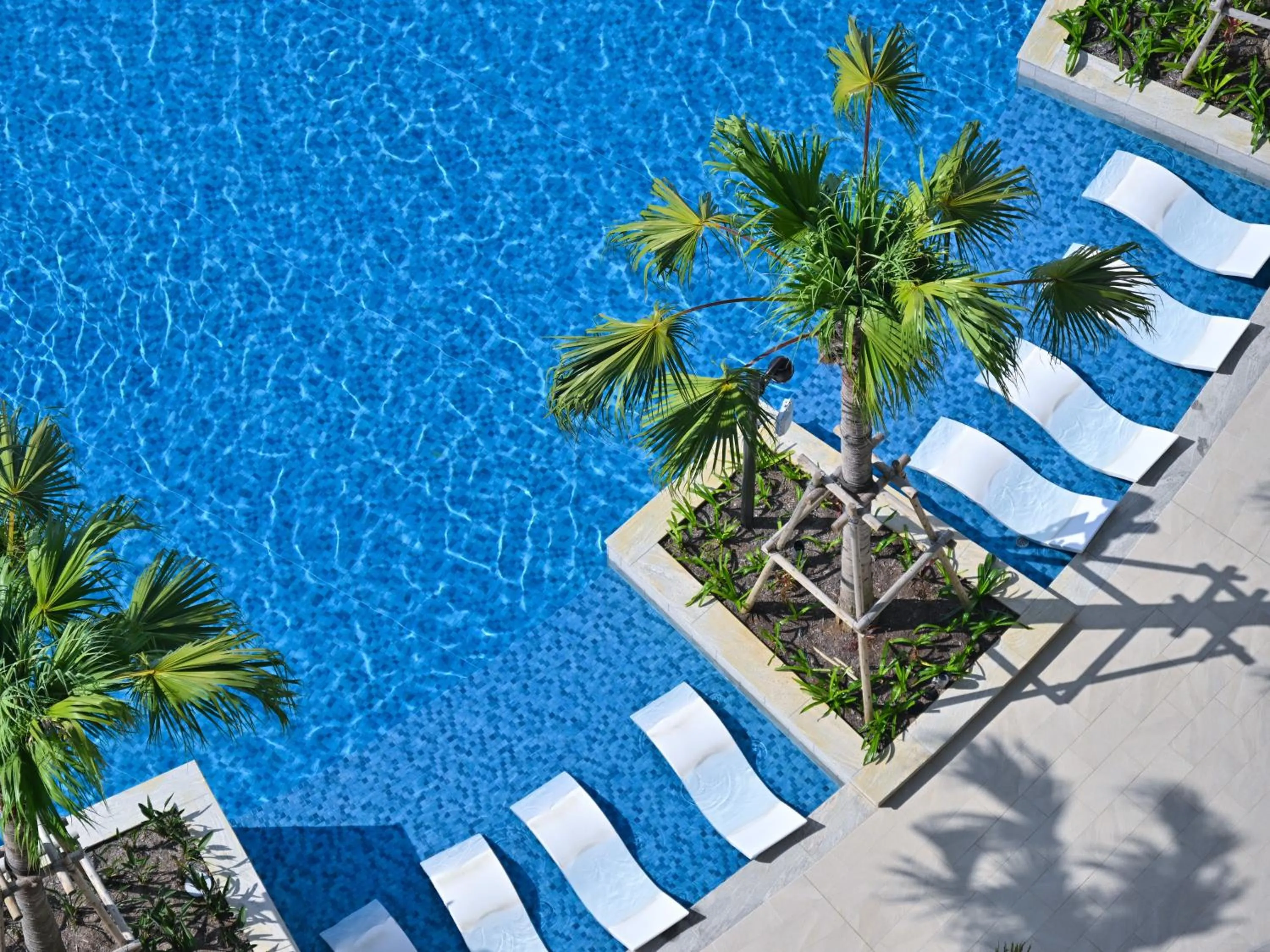 Swimming pool in Ryukyu Hotel & Resort Nashiro Beach