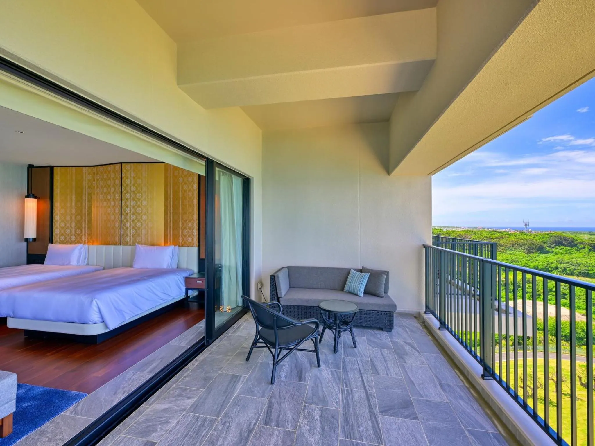 Balcony/Terrace, Bed in Ryukyu Hotel & Resort Nashiro Beach