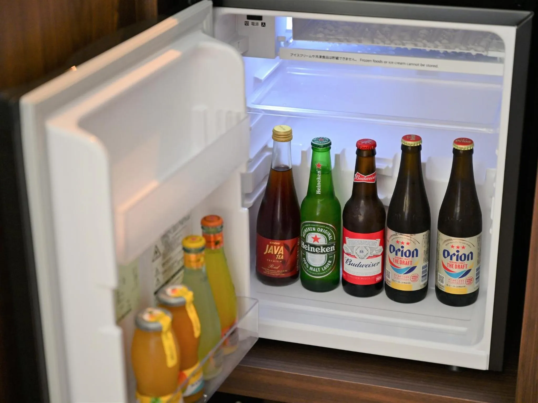 oven in Ryukyu Hotel & Resort Nashiro Beach