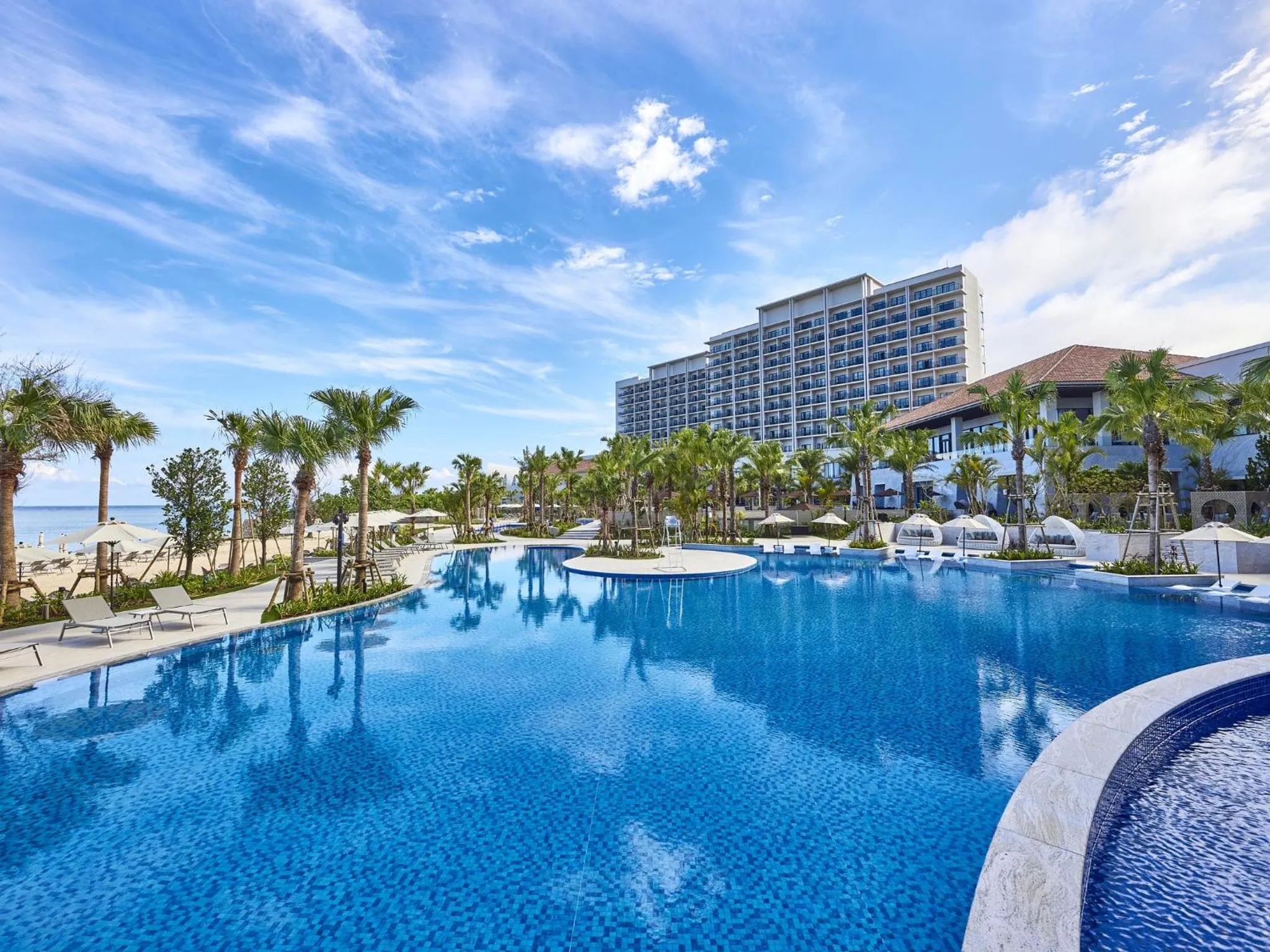 Swimming pool in Ryukyu Hotel & Resort Nashiro Beach