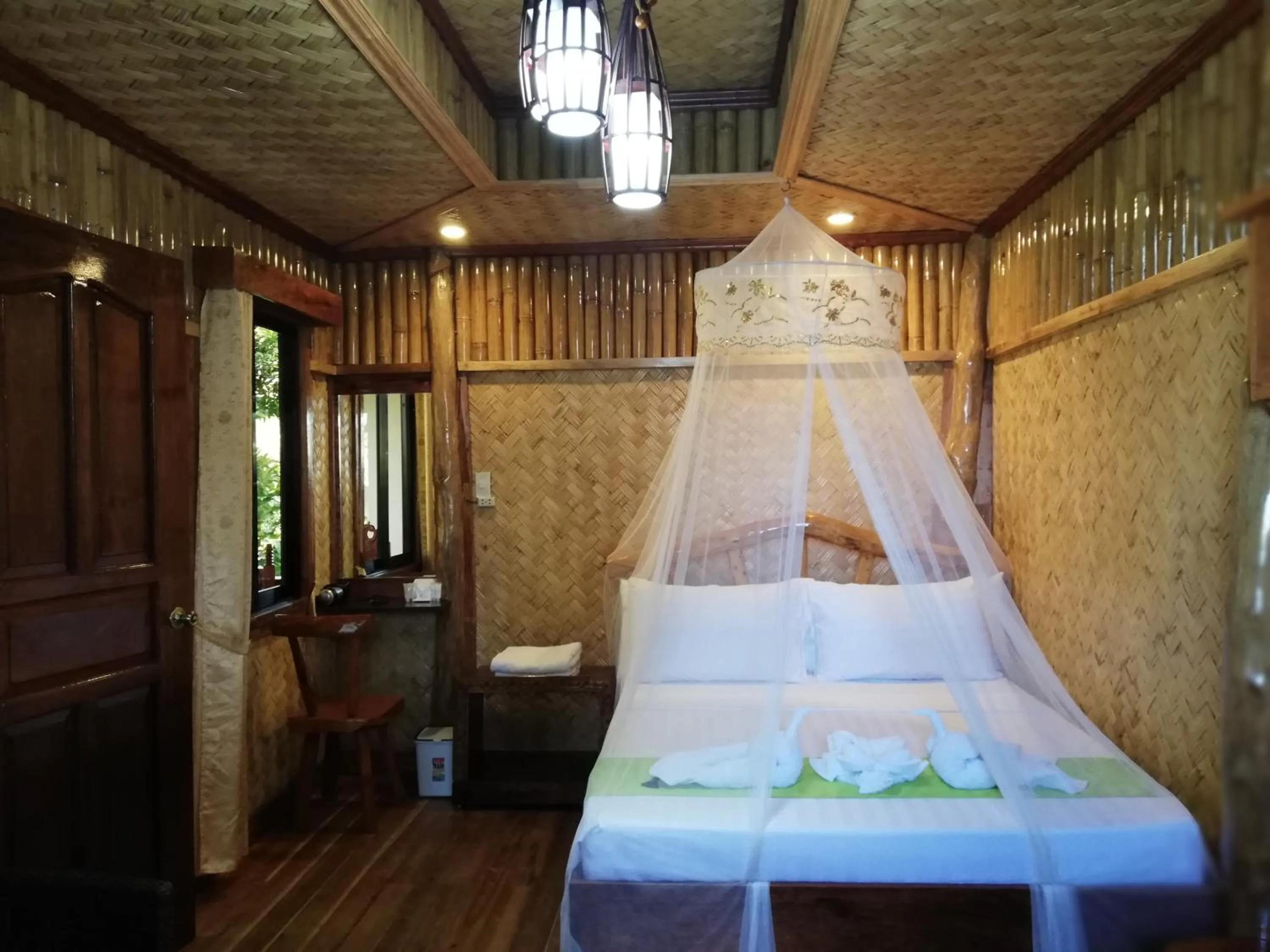 Bedroom, Bed in El Nido Viewdeck Cottages