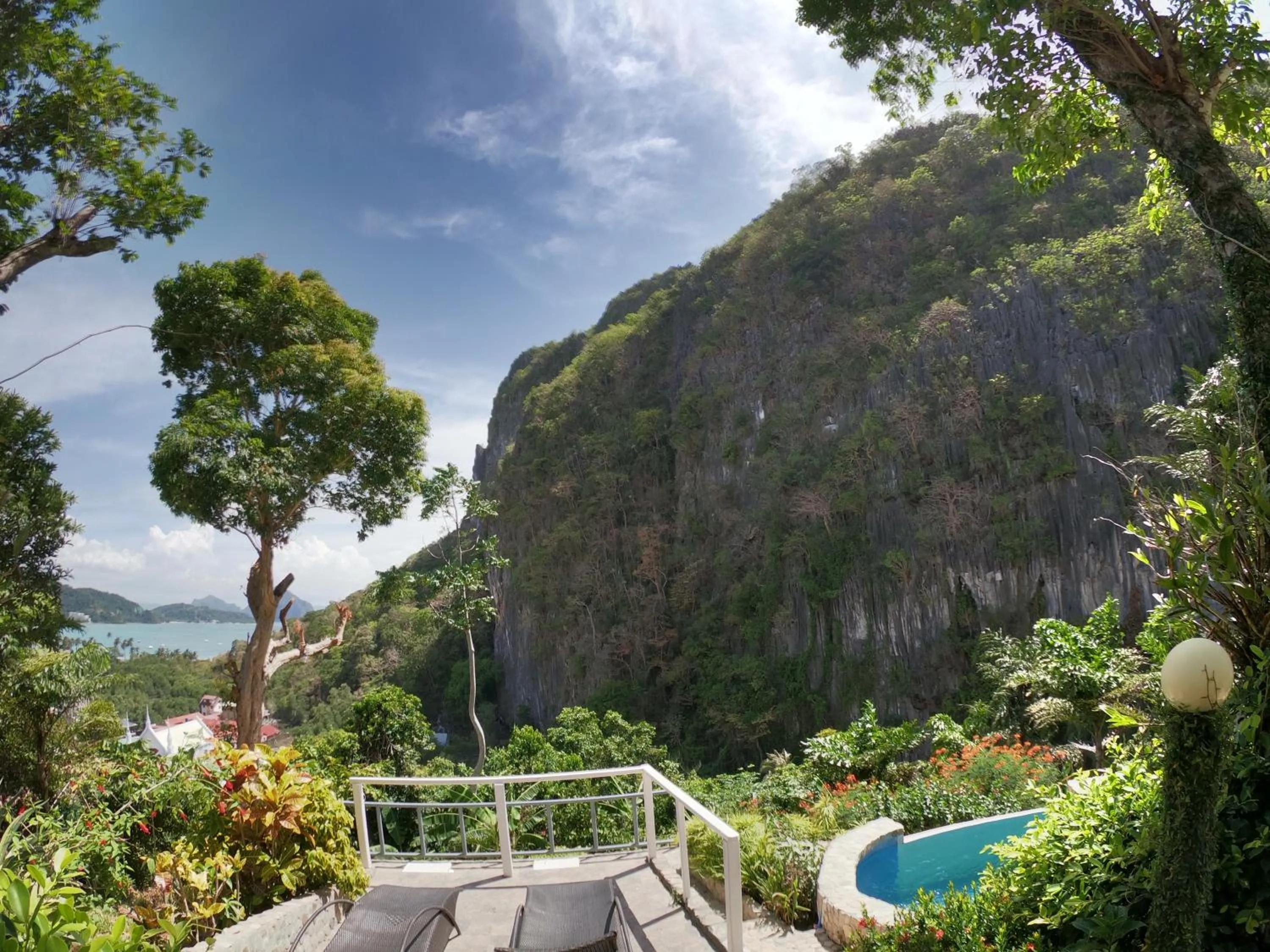 Mountain view in El Nido Viewdeck Cottages