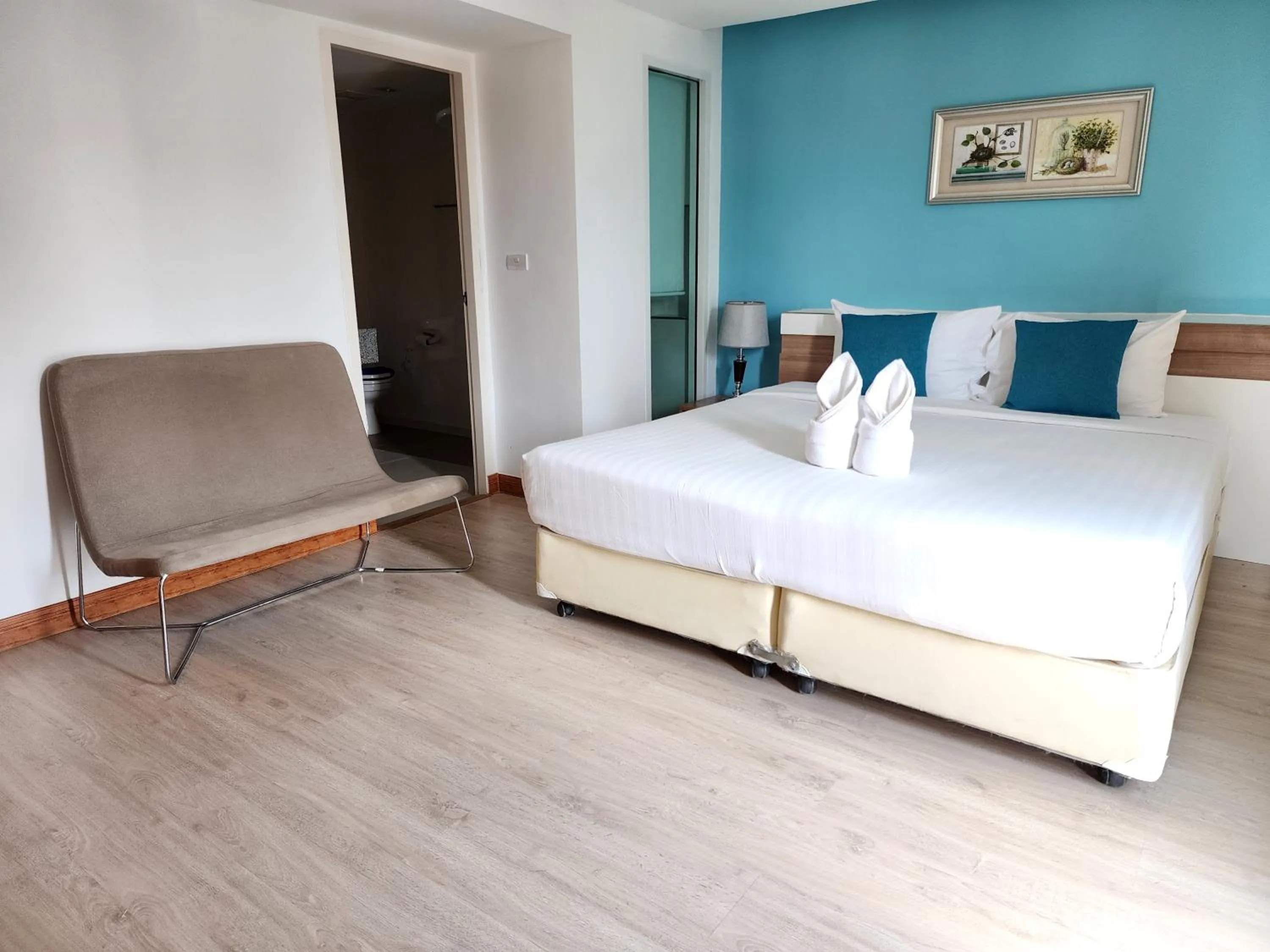 Bedroom, Bed in By Dee at Jomtien