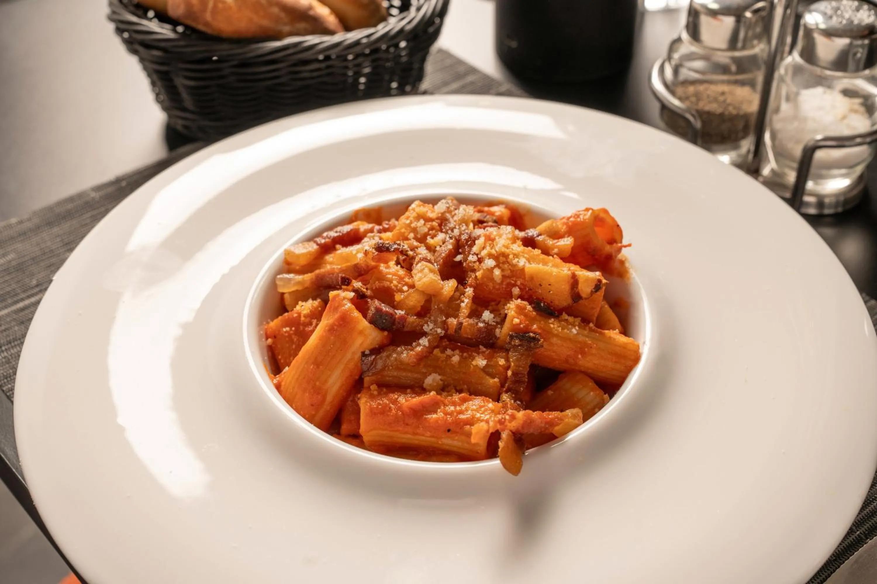 Restaurant/places to eat in Garner Hotel Rome Aurelia by IHG