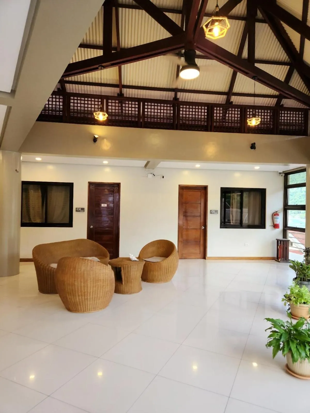 Seating area in Inngo Tourist Inn