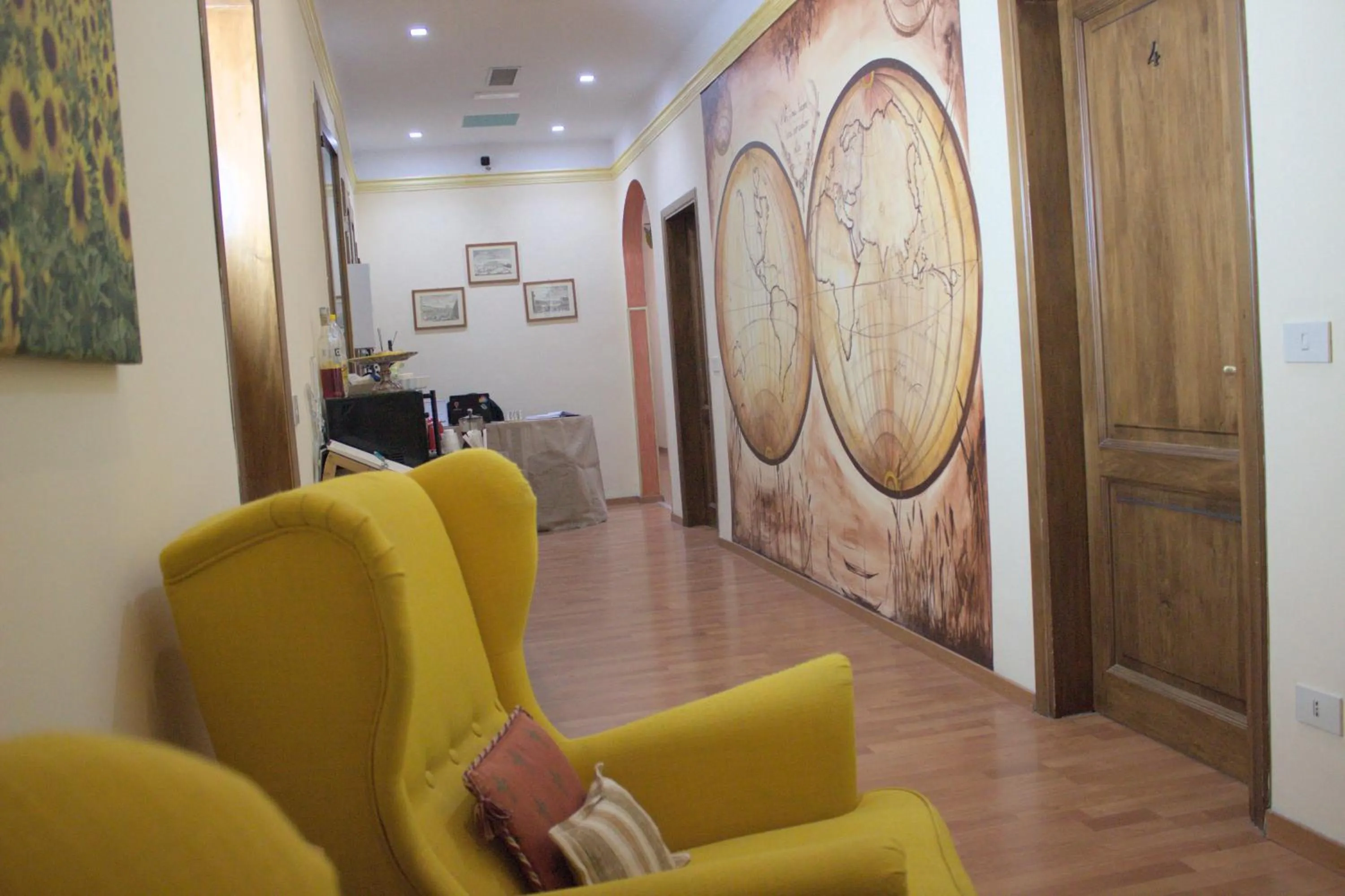 Seating area in Soggiorno Madrid