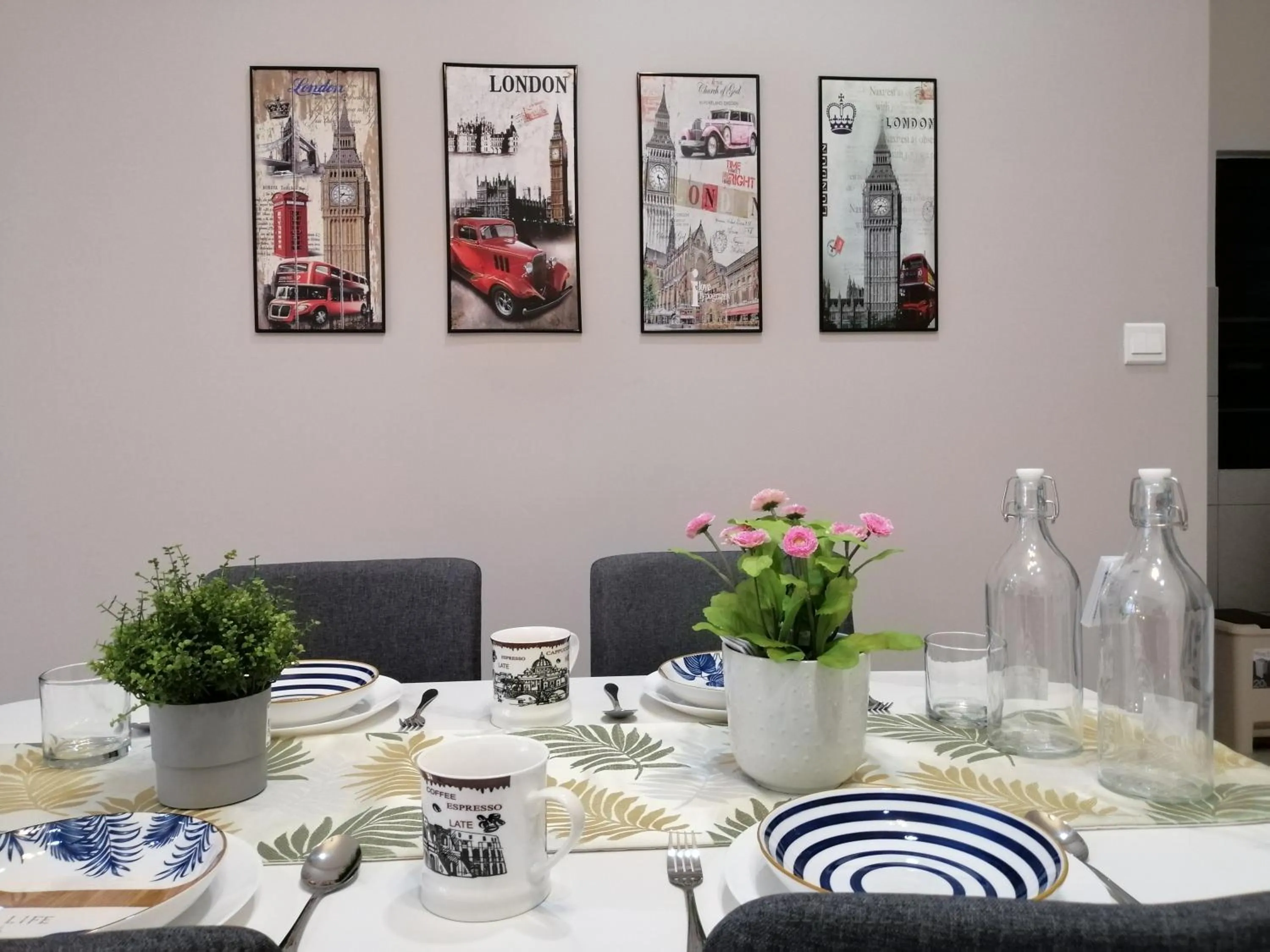 Dining area in Astetica Residences @ Seri Kembangan