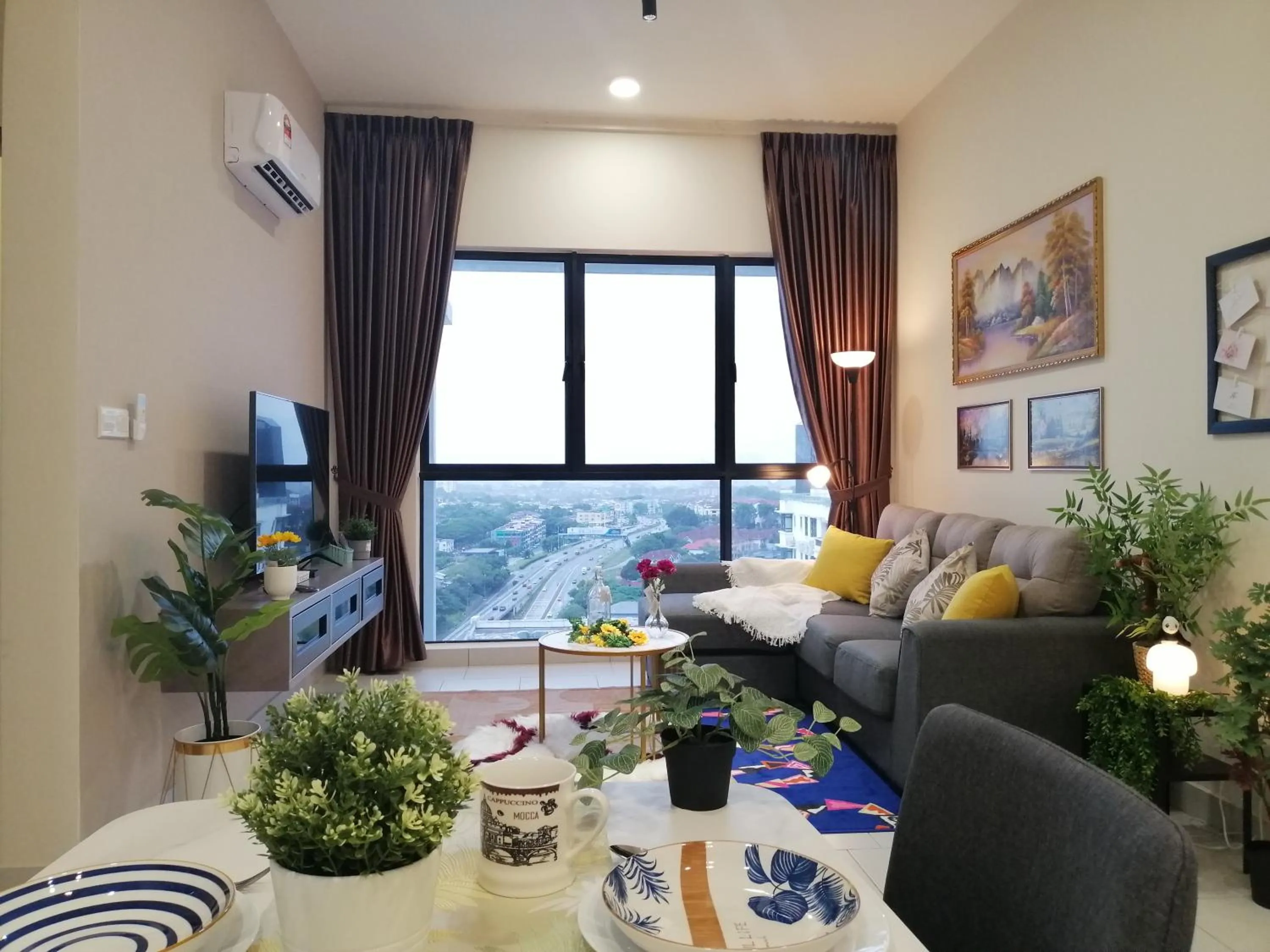Living room, Bed in Astetica Residences @ Seri Kembangan