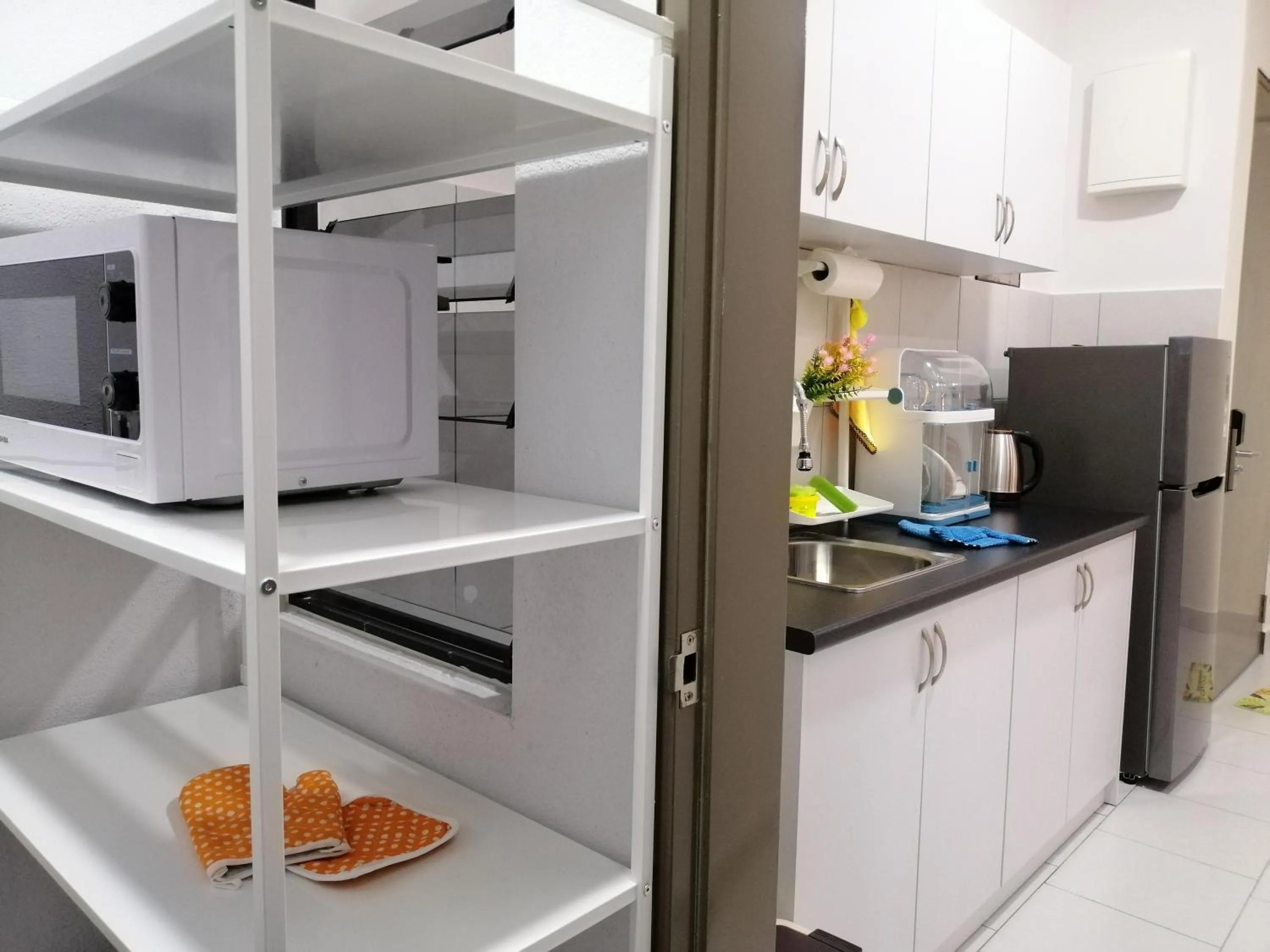 Kitchen or kitchenette in Astetica Residences @ Seri Kembangan