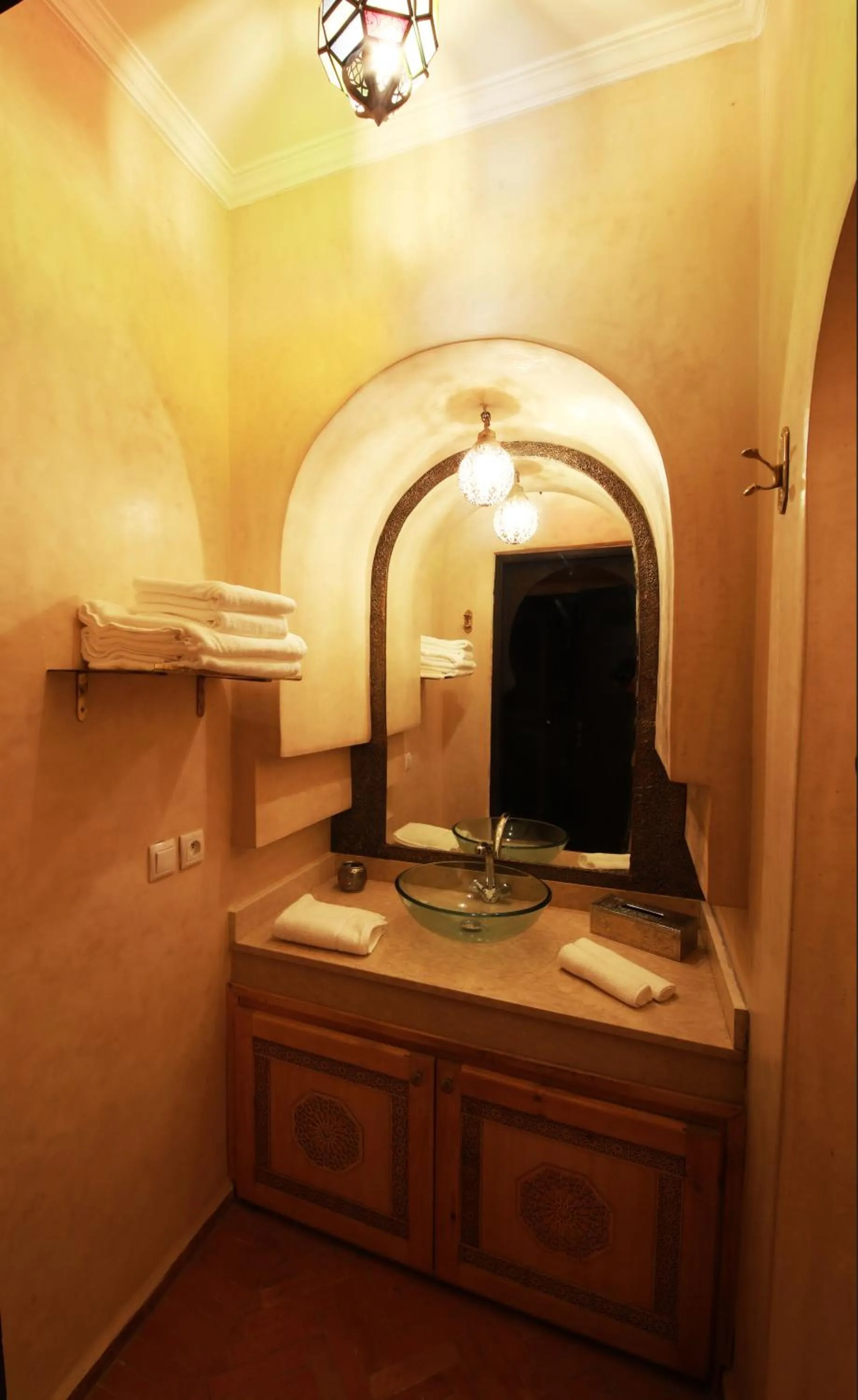 Bathroom in Le petit Château des Anges