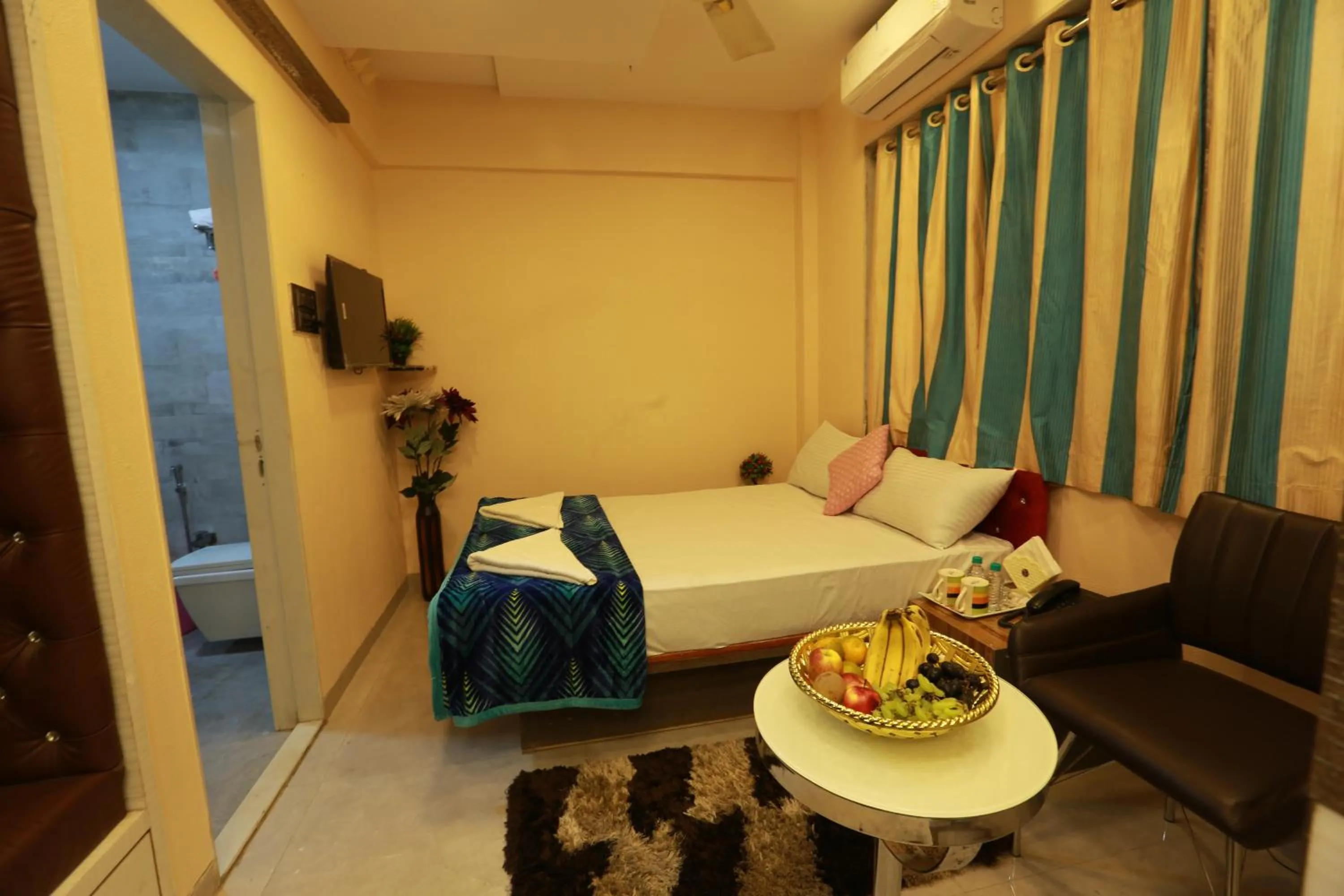 Bed in Villa Residency