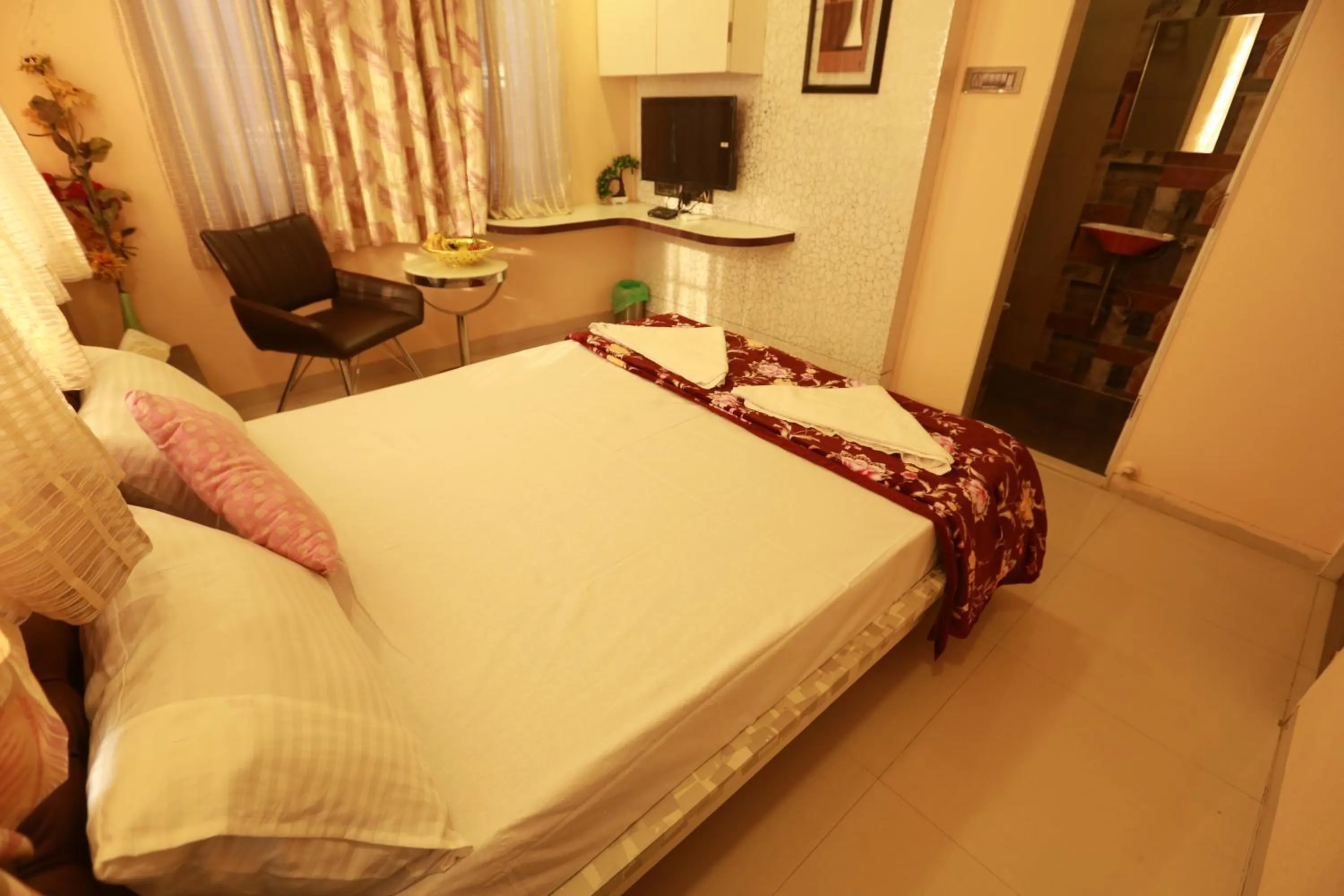 Bed in Villa Residency