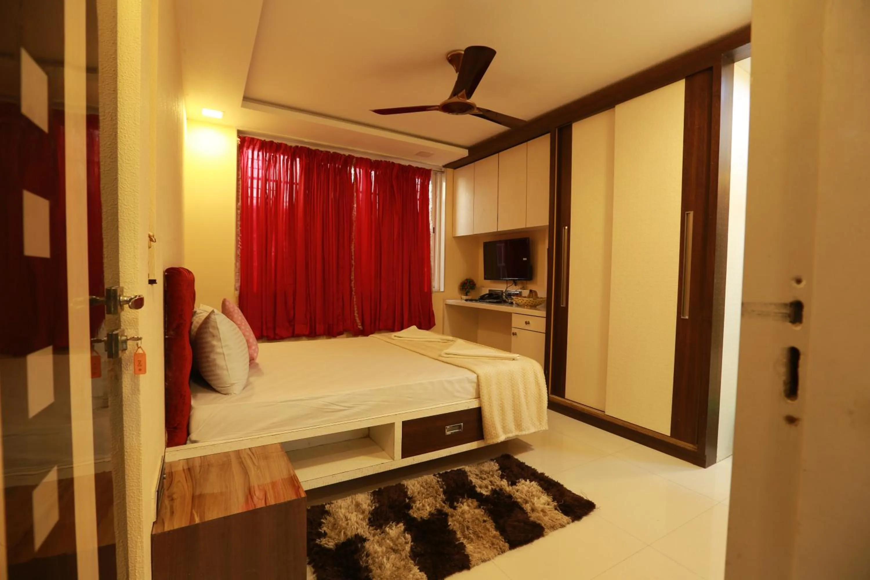 Bed in Villa Residency
