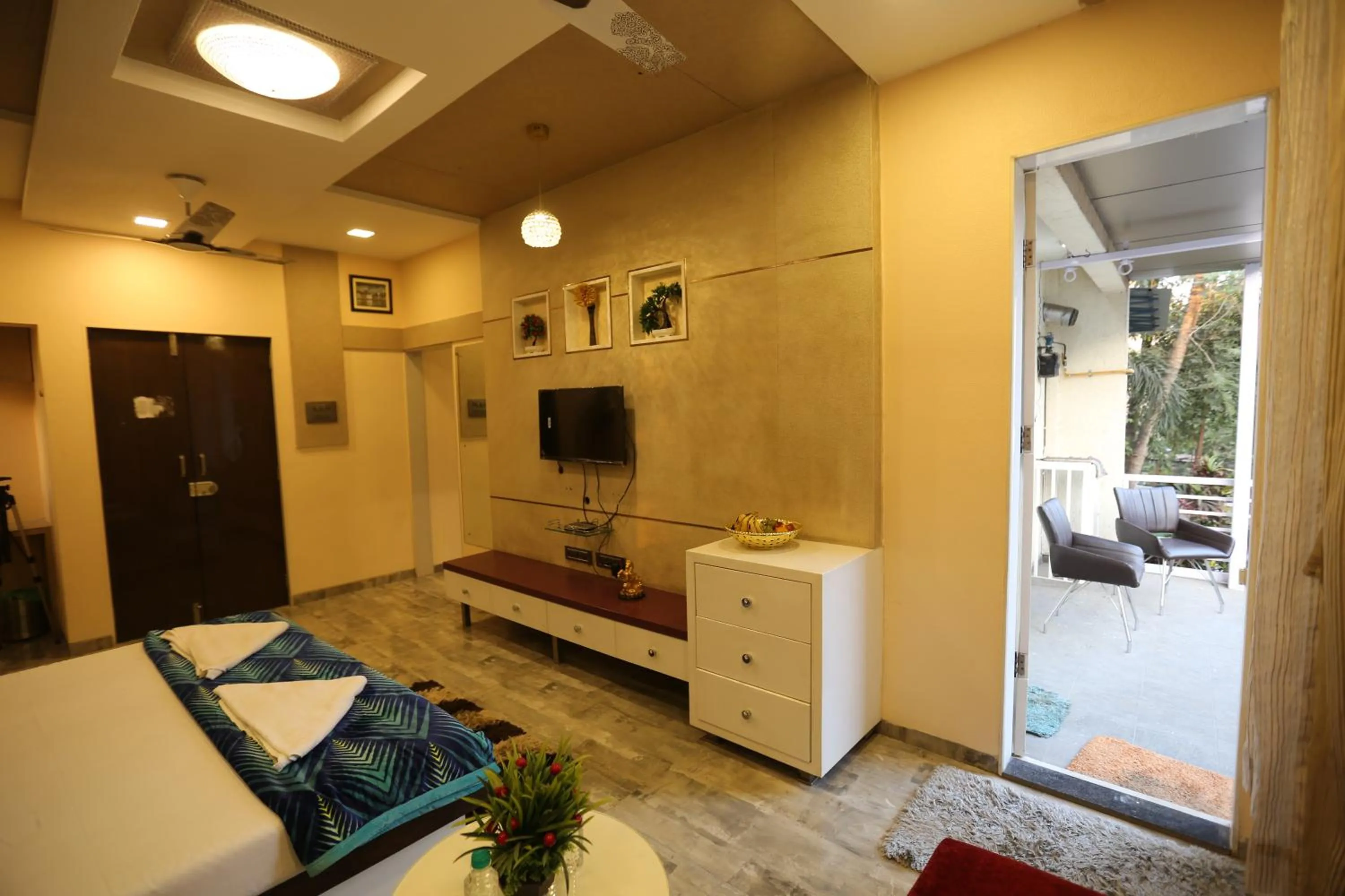 TV and multimedia in Villa Residency