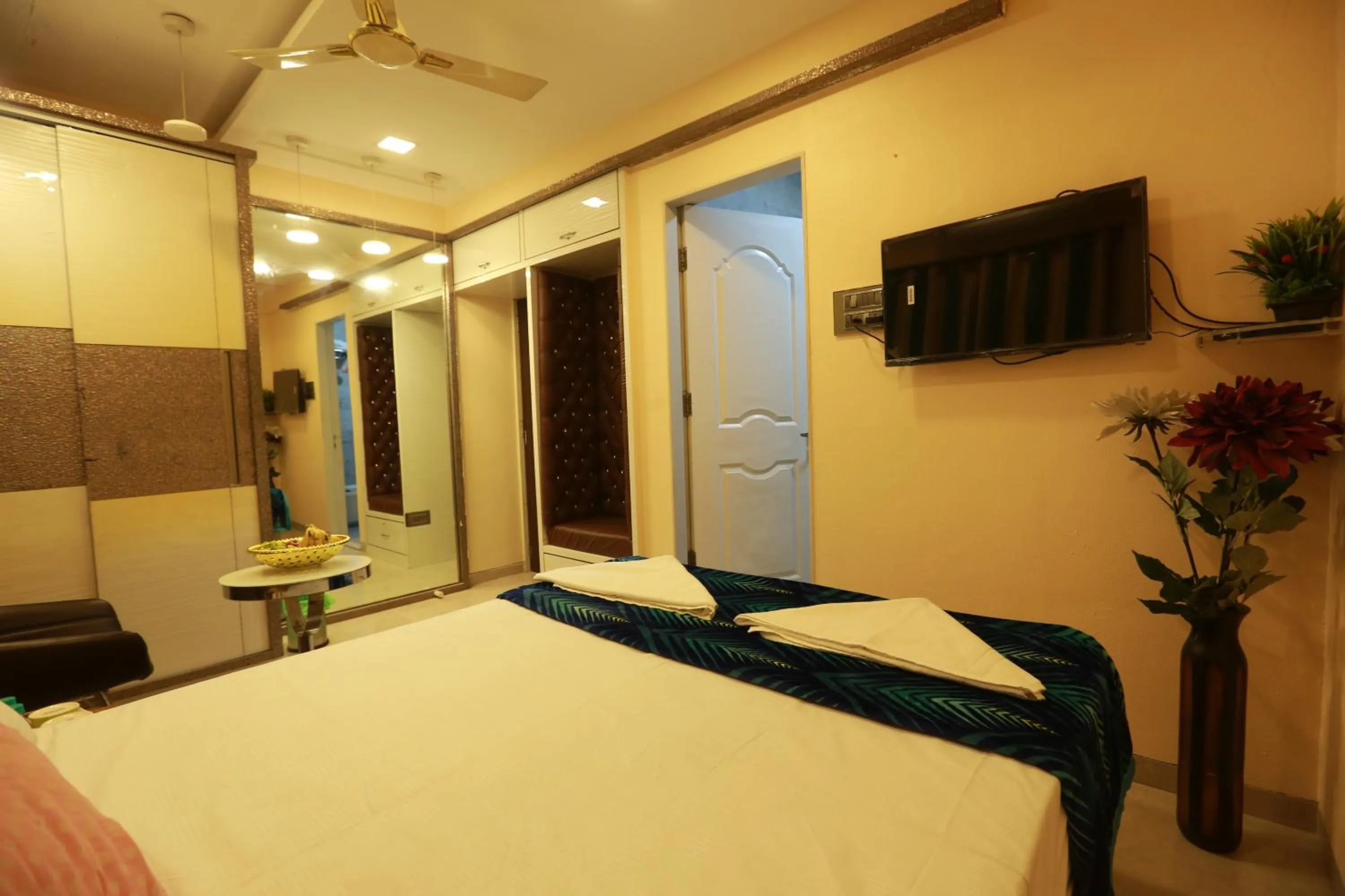 Bed in Villa Residency