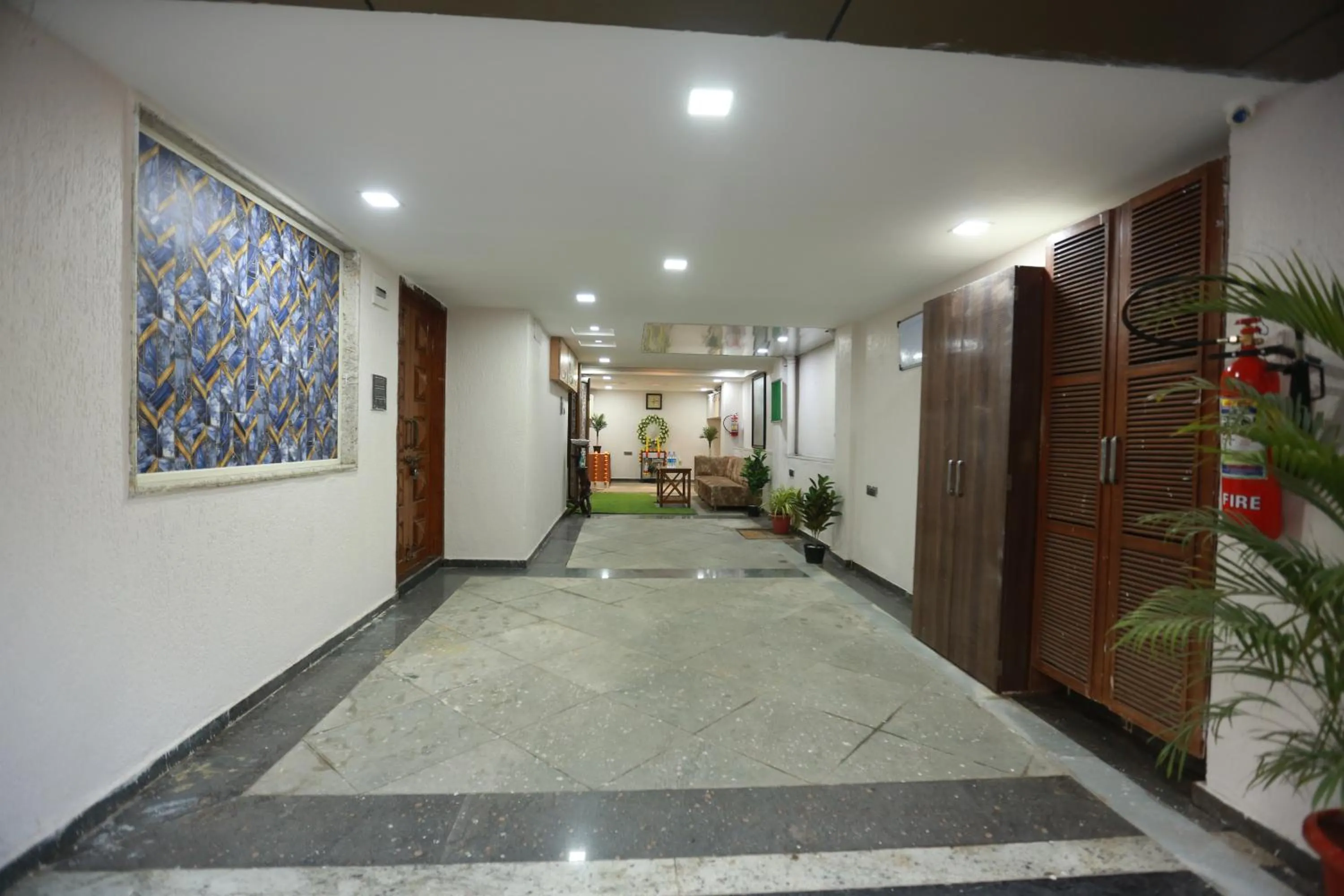 Facade/entrance in Villa Residency